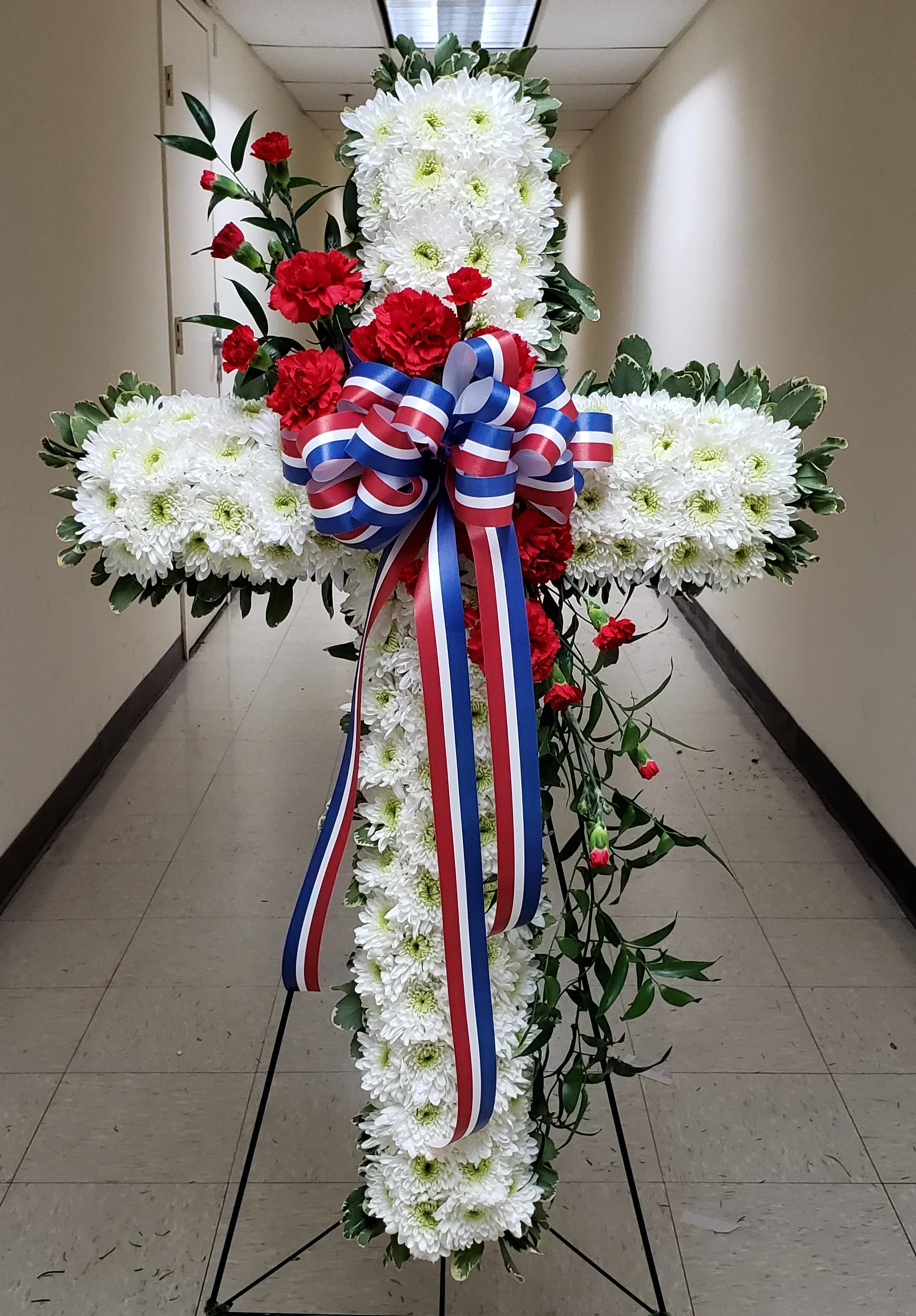 [TT-ANC148]:   HOPE AND HONOR CROSS WITH PATRIOTIC BOW -  HOPE AND HONOR CROSS WITH PATRIOTIC BOW BY TWIN TOWERS FLORIST IN ARLINGTON VA.  