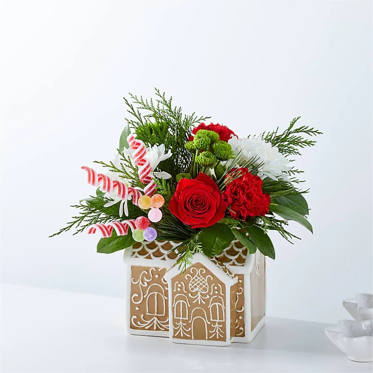 Gingerbread Dreams Gingerbread Dreams - Inspired by the warm and comforting flavors of gingerbread, evoke a sense of nostalgia and joy with our Gingerbread Dream Bouquet this holiday season.