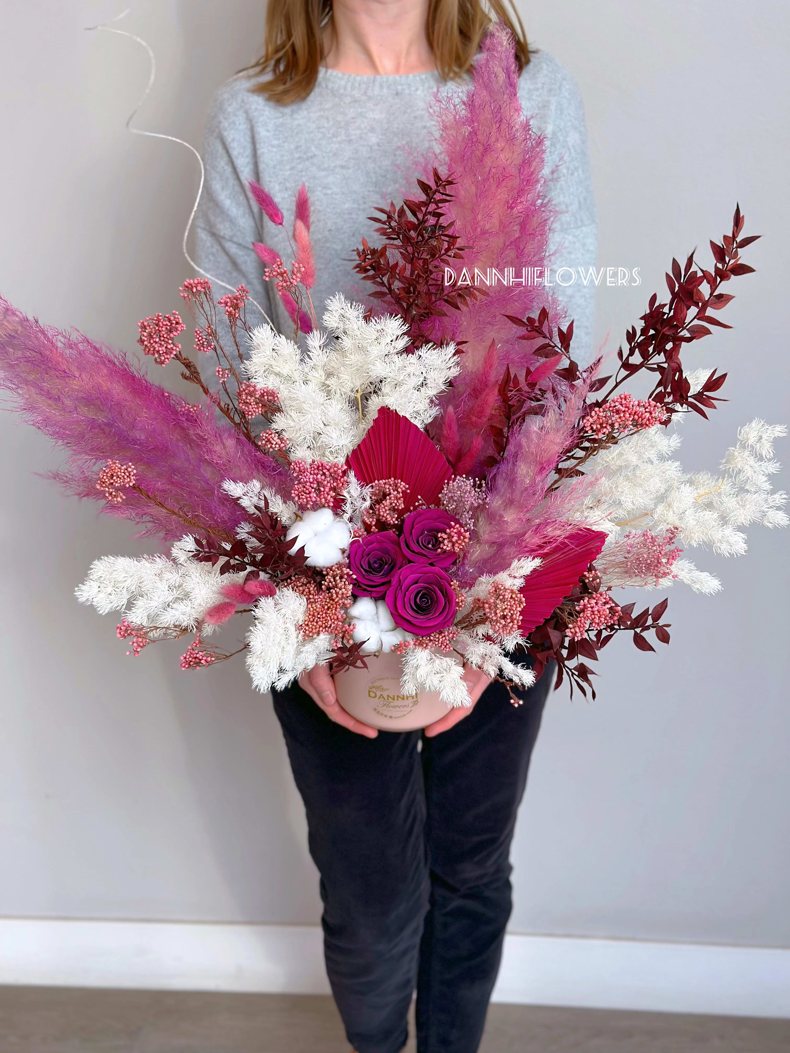 Dried Flowers 01 - An arrangement made from all real dried flowers and ever lasting roses. Good for business/office gifting.