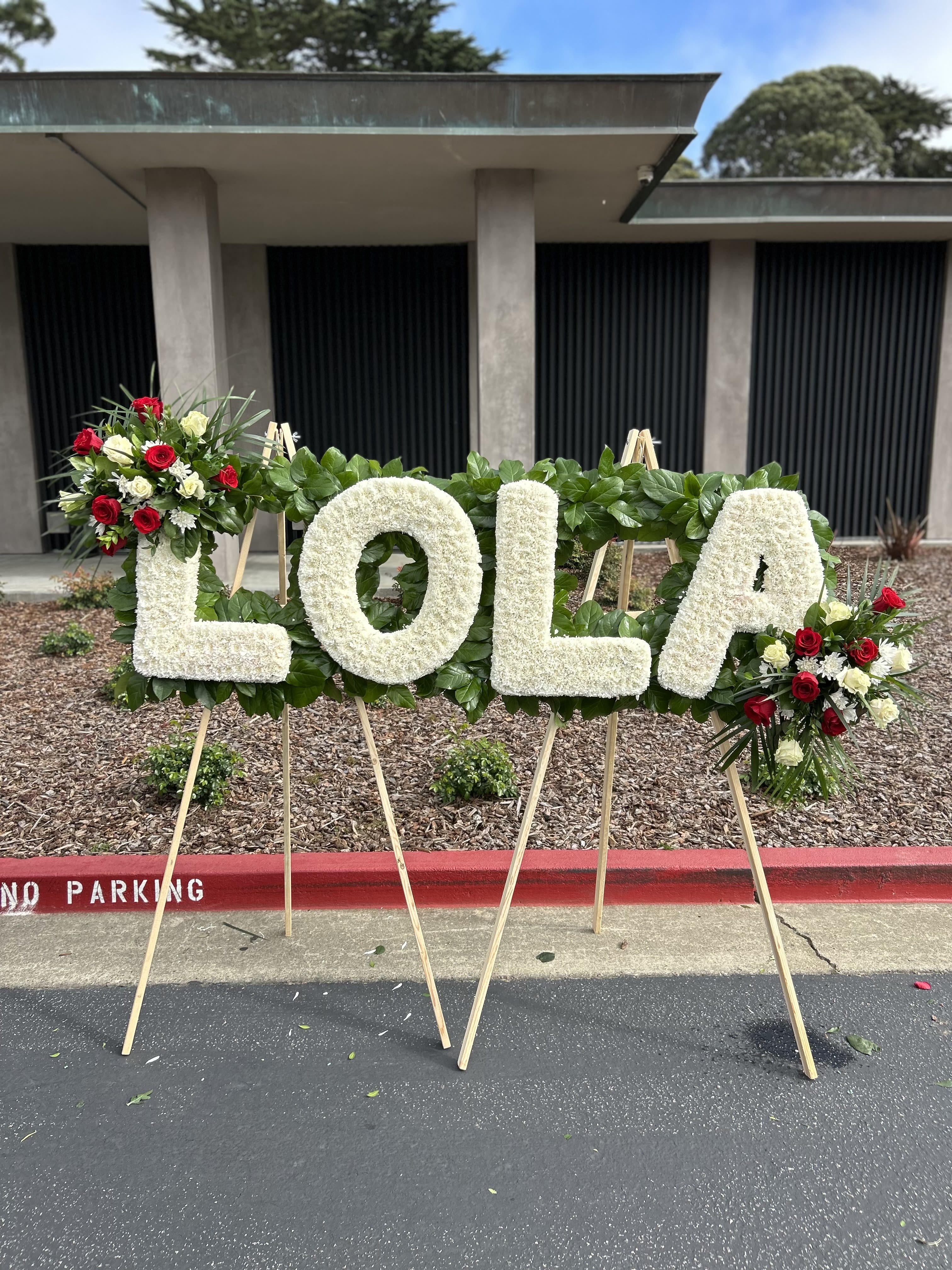 LOLA  - Customize your letters, contact us and speak to one our floral designers. 