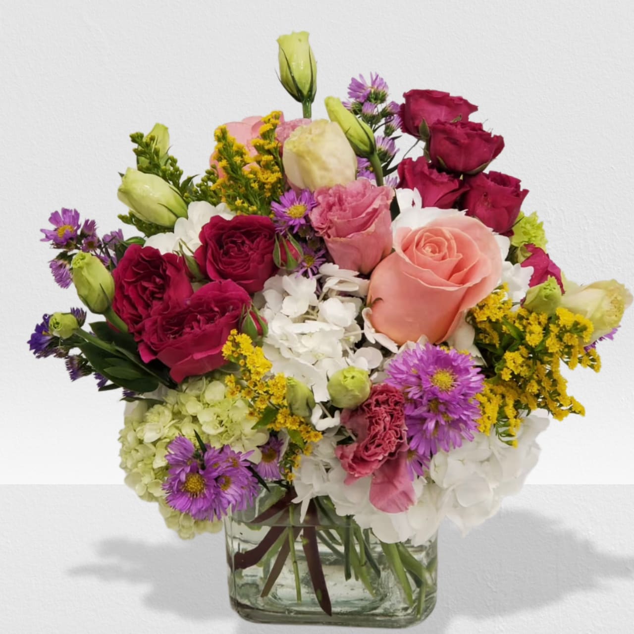 Oh! Darling Oh! Darling - A very femenine arrangement.