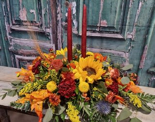 Harvest Lights Centerpiece Harvest Lights Centerpiece - Our Harvest lights centerpiece is the perfect addition to your festive Thanksgiving holiday table. Can be made with one, two or three candles.