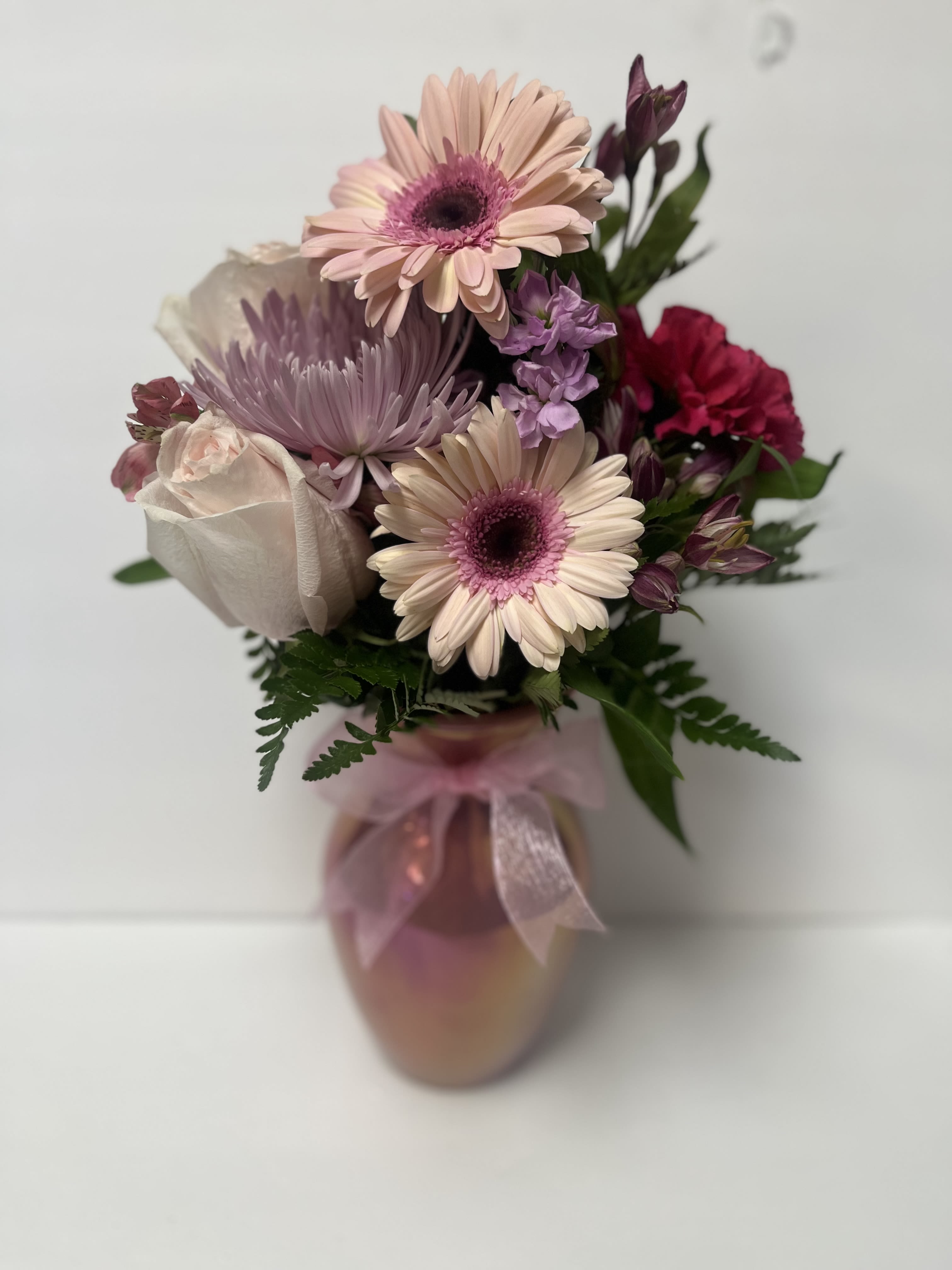 Pink Sensation Pink Sensation - fresh flowers in pink vase