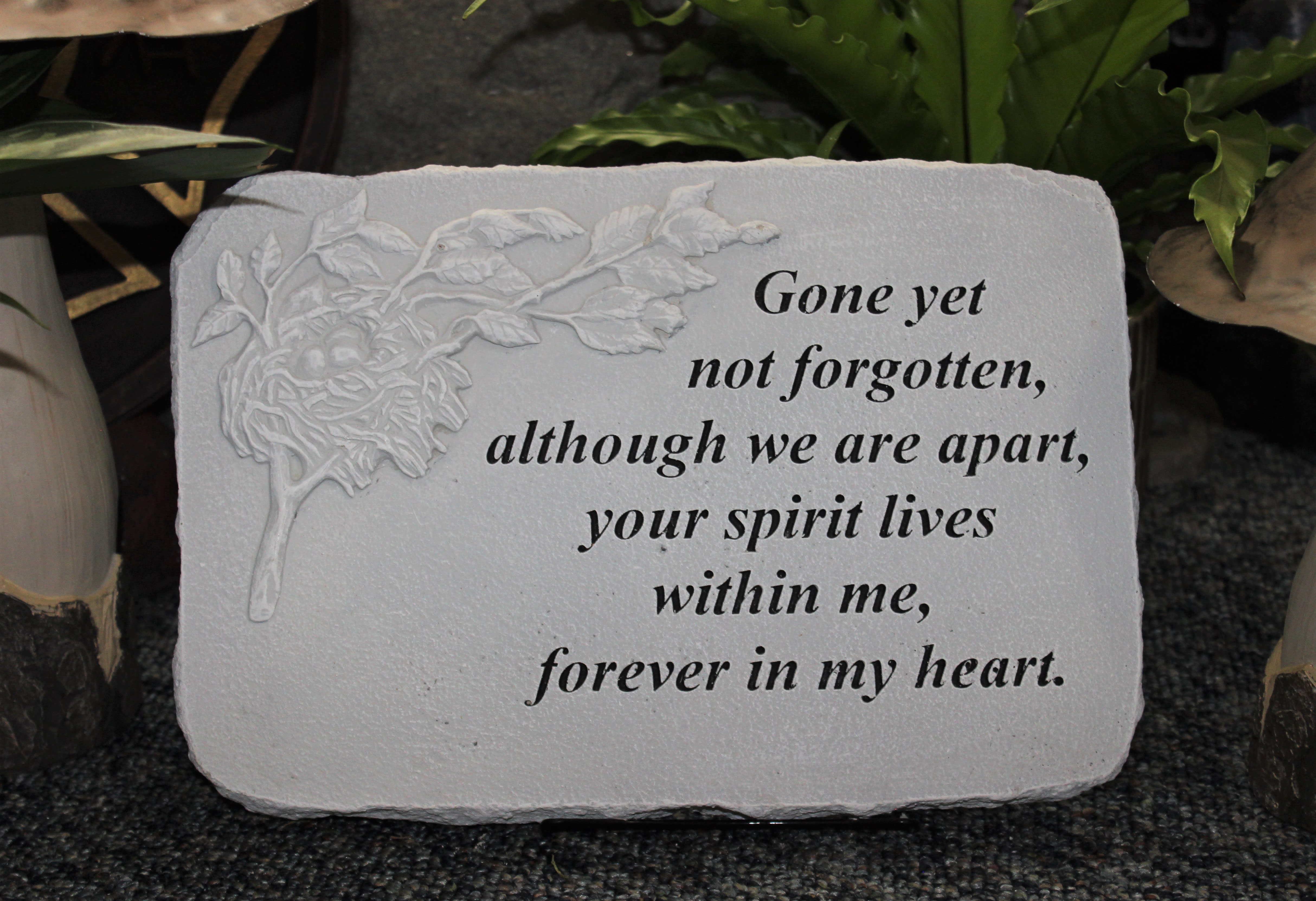 Gone yet not forgotten (nest) - Garden stone with stand 10&quot; x 15&quot;