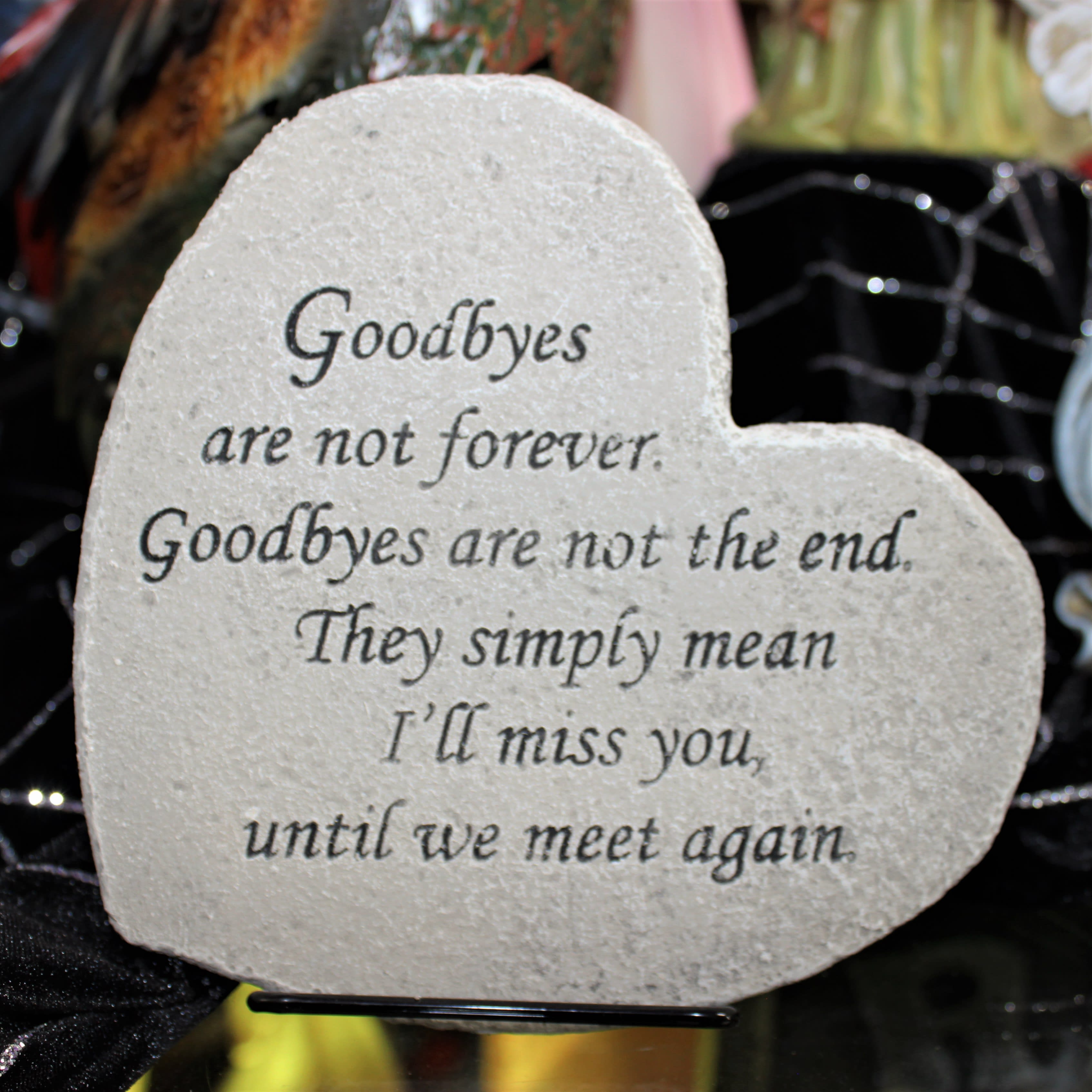 Goodbyes Heart - concrete/resin 7&quot;