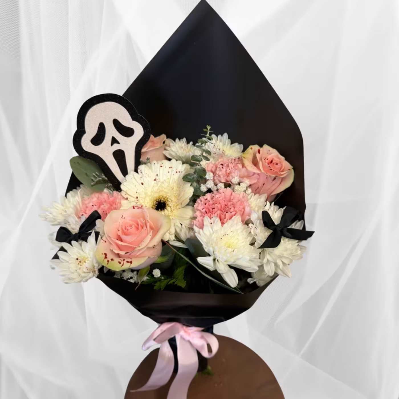 Scream Scream - Spooky Themed Hand Held Bouquet