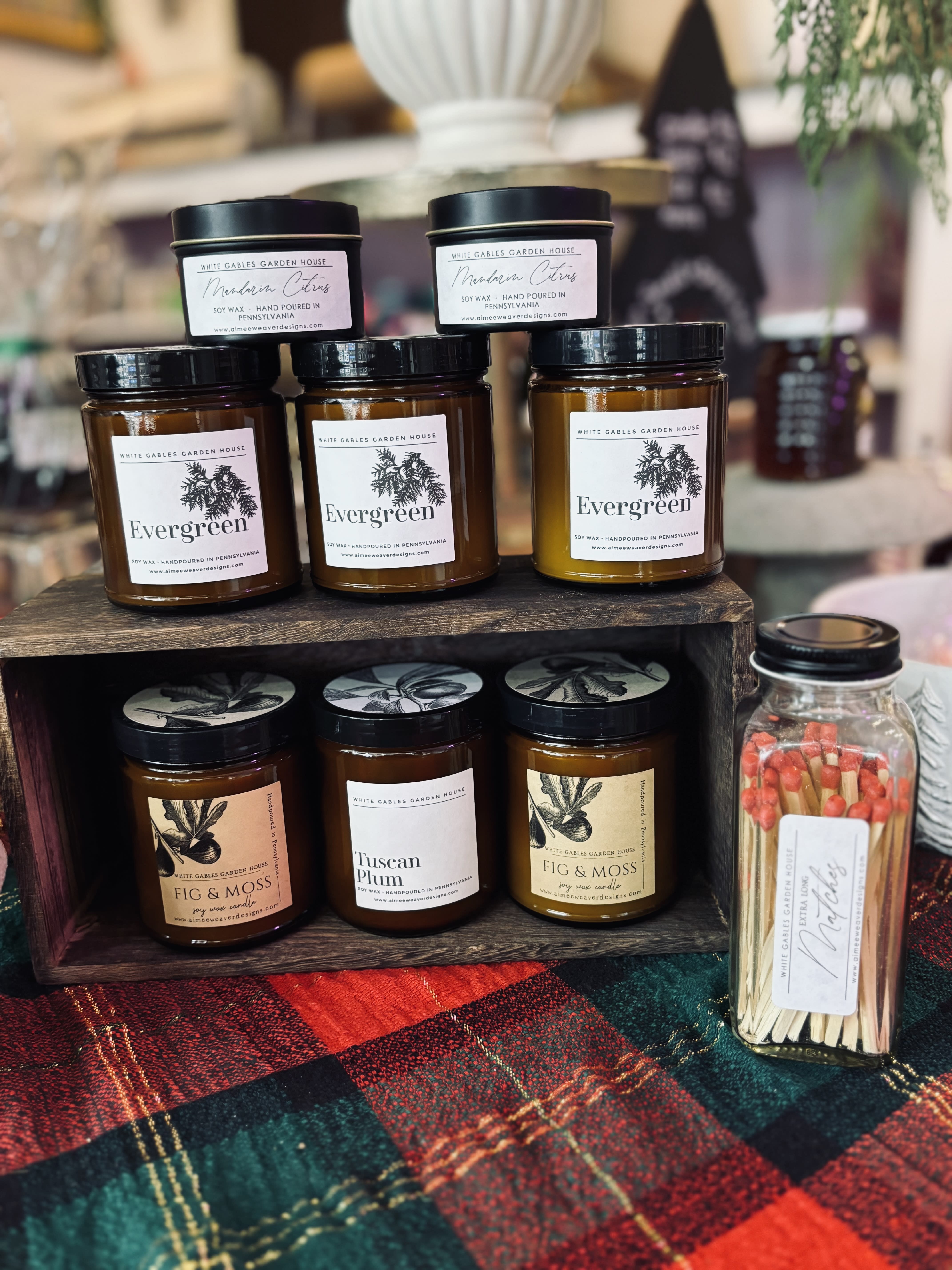 WHITE GABLES HOME LOCALLY MADE CANDLES WHITE GABLES HOME LOCALLY MADE CANDLES - A lovely variety of seasonal scents in a 7oz jar.