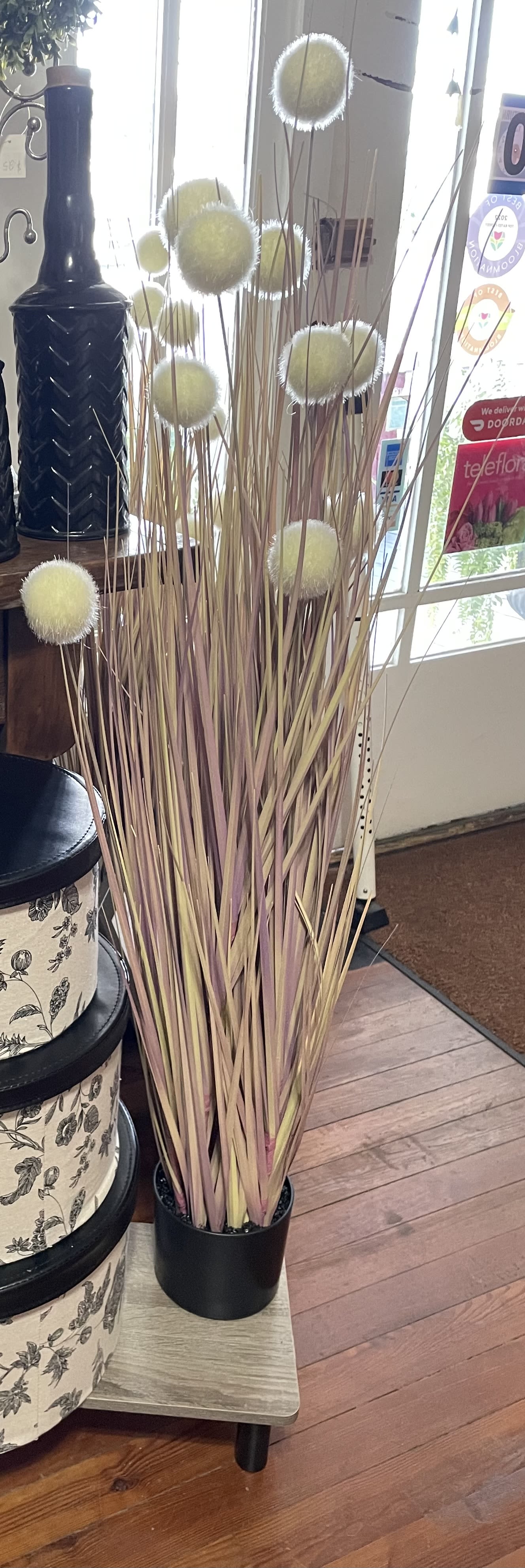 Farmhouse Tree - Farmhouse decorating just got easier. This super cute and cool tree is 4 ft tall and super trendy. Horsetail grass. Onion grass. 