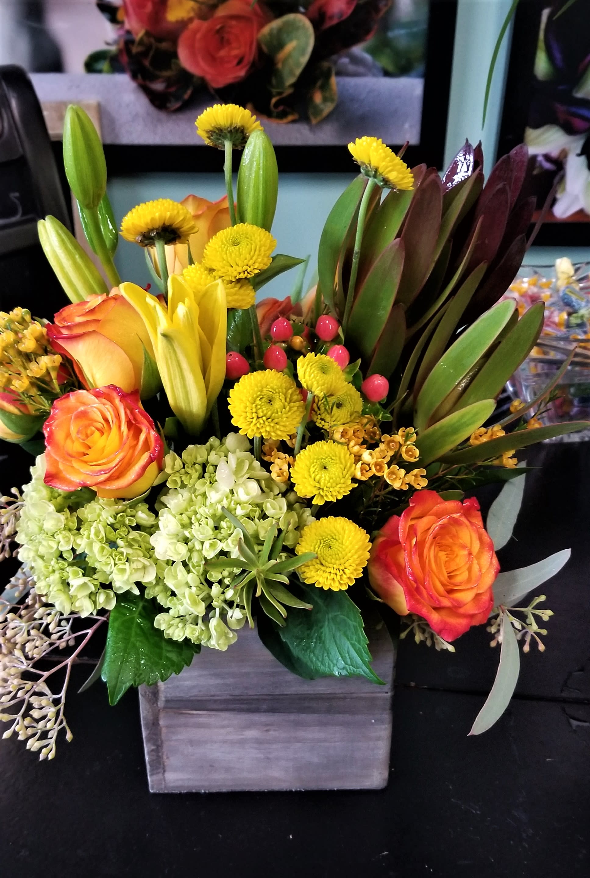 Favorite all Year! -  A beautiful box is full of the freshest flowers available.   ***Flowers and color may vary on season and availability.**** As always the flowers will be the freshest available. 