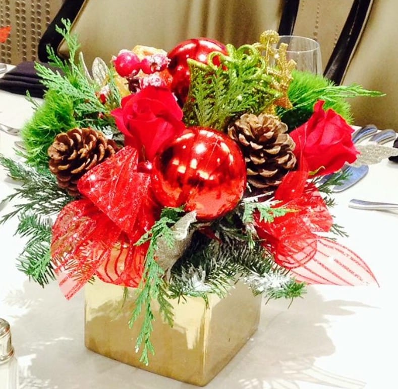 Holiday joy - Make a statement with this playful yet elegant centerpiece 
