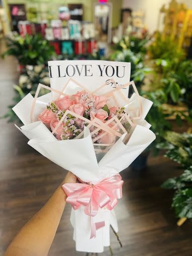 Pink Love  -  Bouquet with Roses and filler with Korean Paper. 