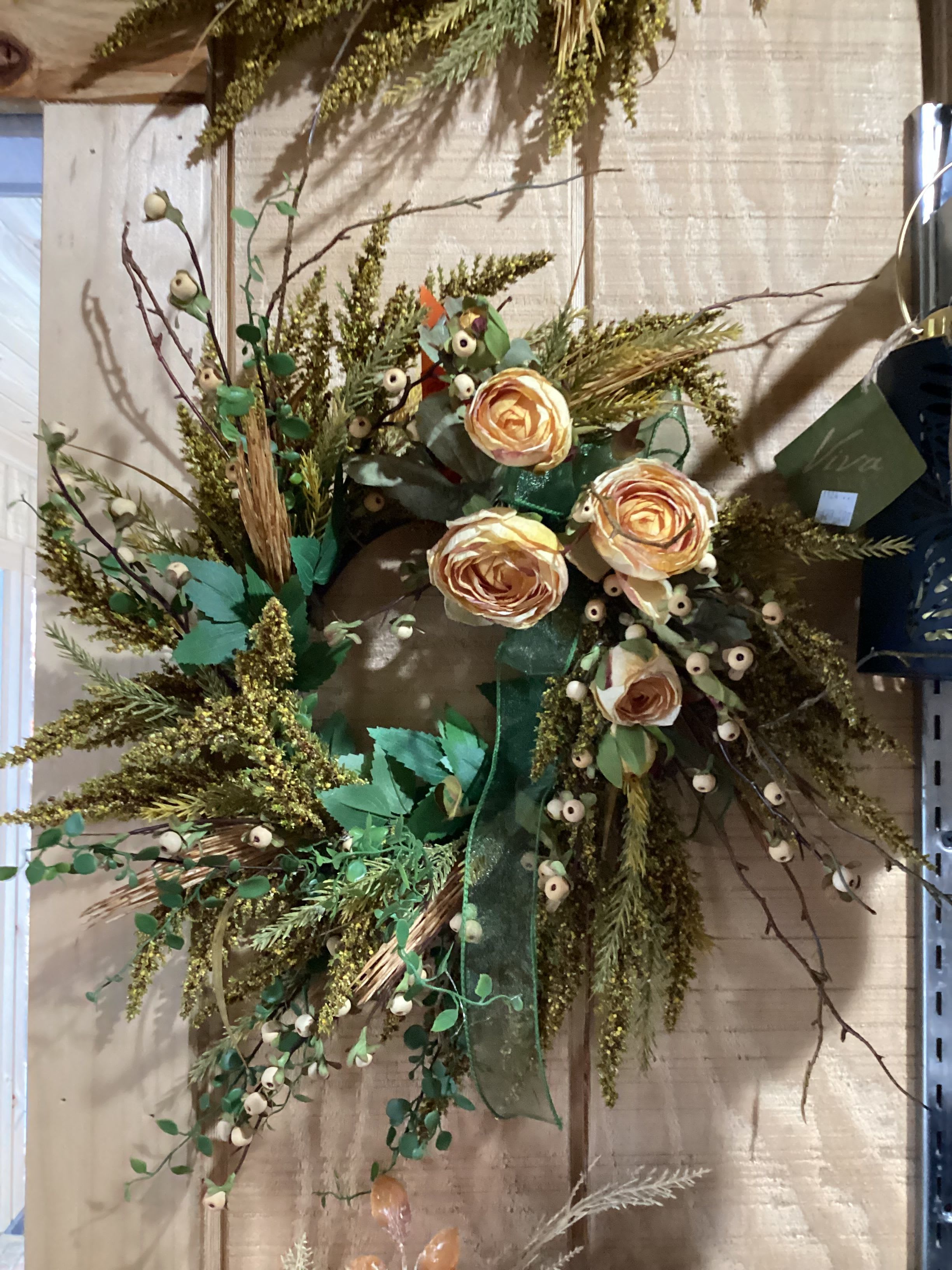 Green Rose Autumn Wreath - A small green wreath with pale roses