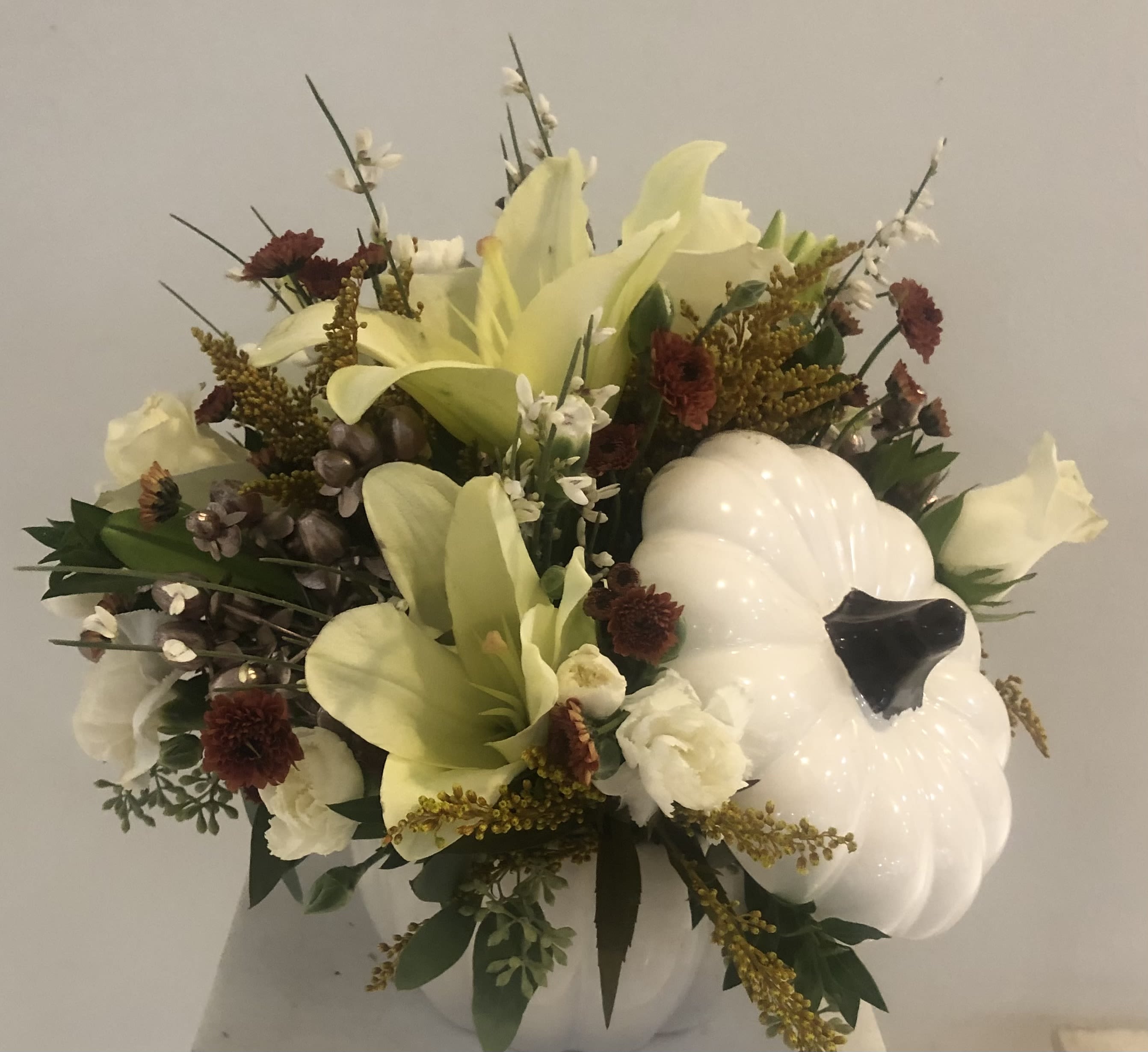 CLASSIC AUTUMN WHITE CERAMIC PUMPKIN  CLASSIC AUTUMN WHITE CERAMIC PUMPKIN  - Beautiful custom design of fresh blooms designed in a keepsake  Ceramic Pumpkin.