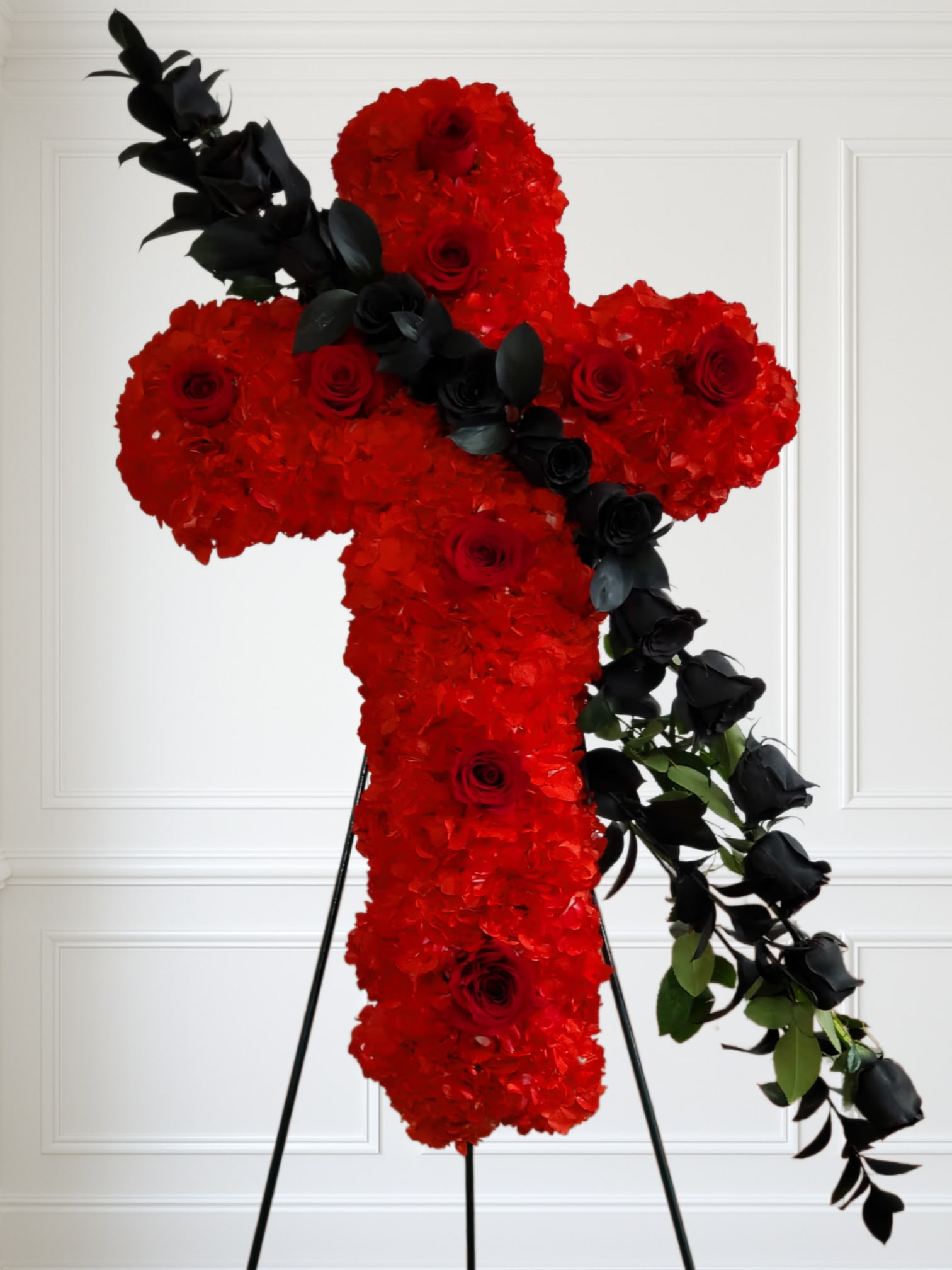 Pure Love Red and black Cross  - All red cross with black roses. Bandera is opcional and there would a charge of $5 dollars. If you would like a bandera please requested it, minimum of 2 or 3 works.