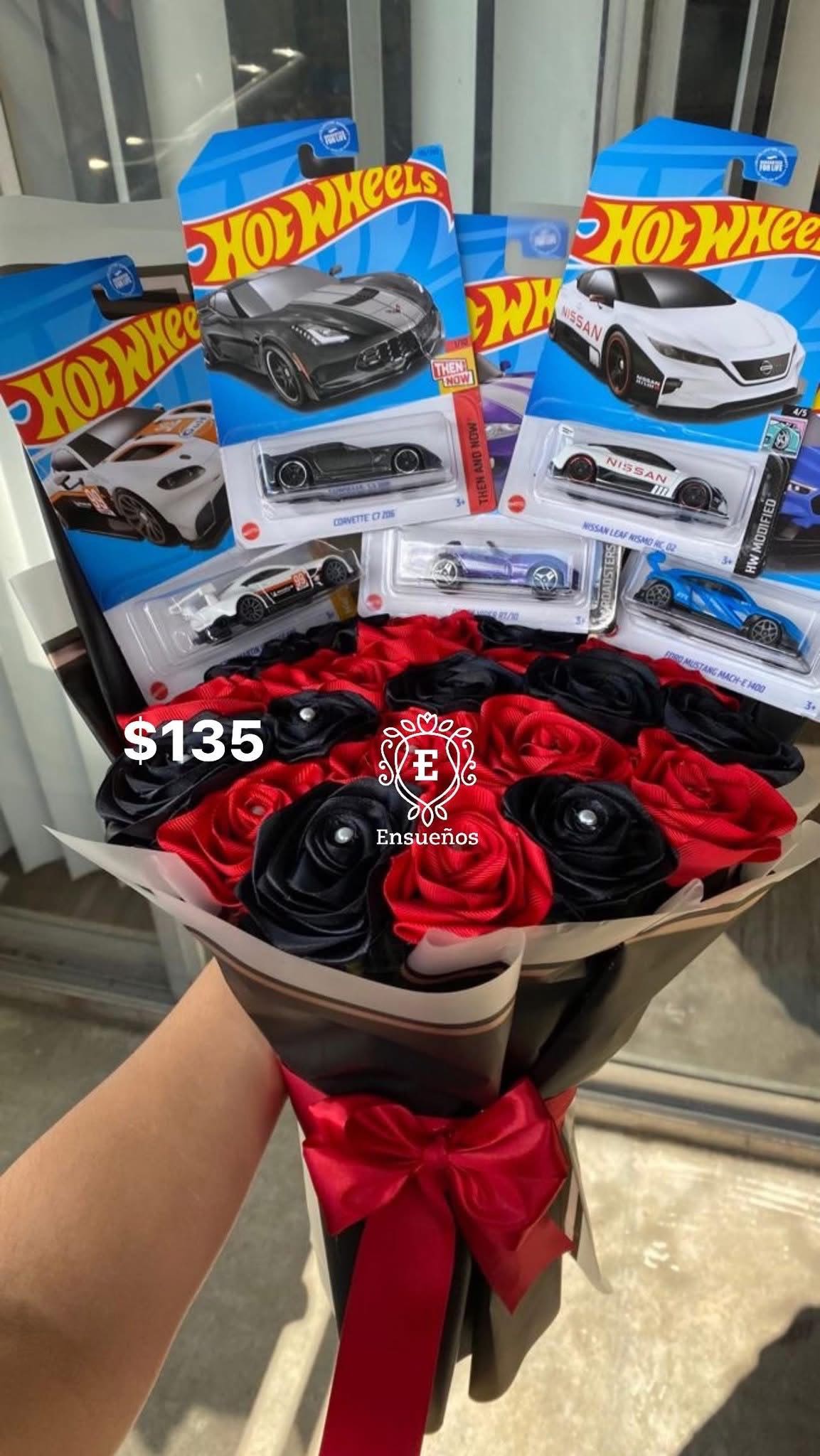 hot weels red  - unidad de 24 rosas y 5 hot weels