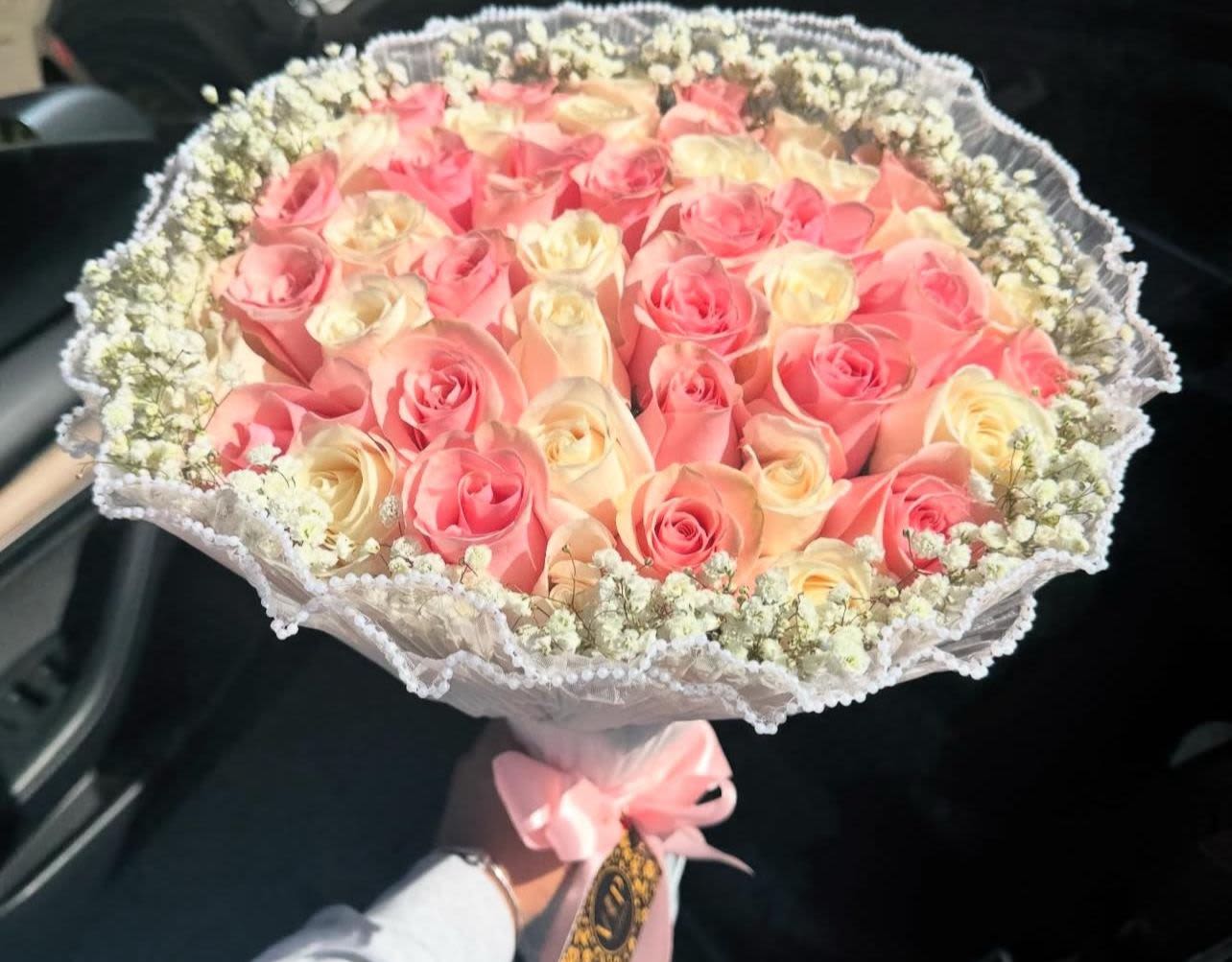 pink and white 2.0  - unidad de 50 rosas 