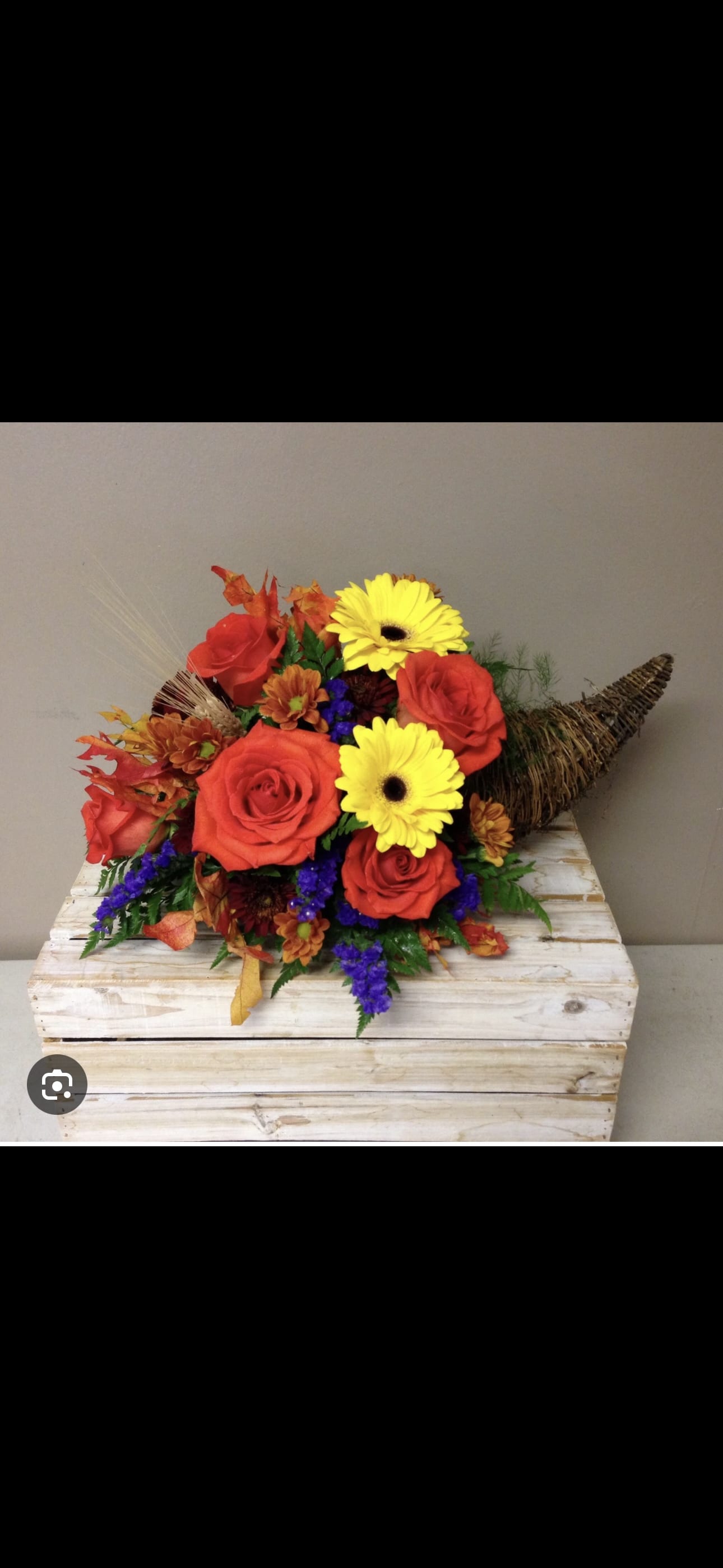 Sweet cornocopias - Fancy arum cornucopias with defferents types of flowers perfect for u events