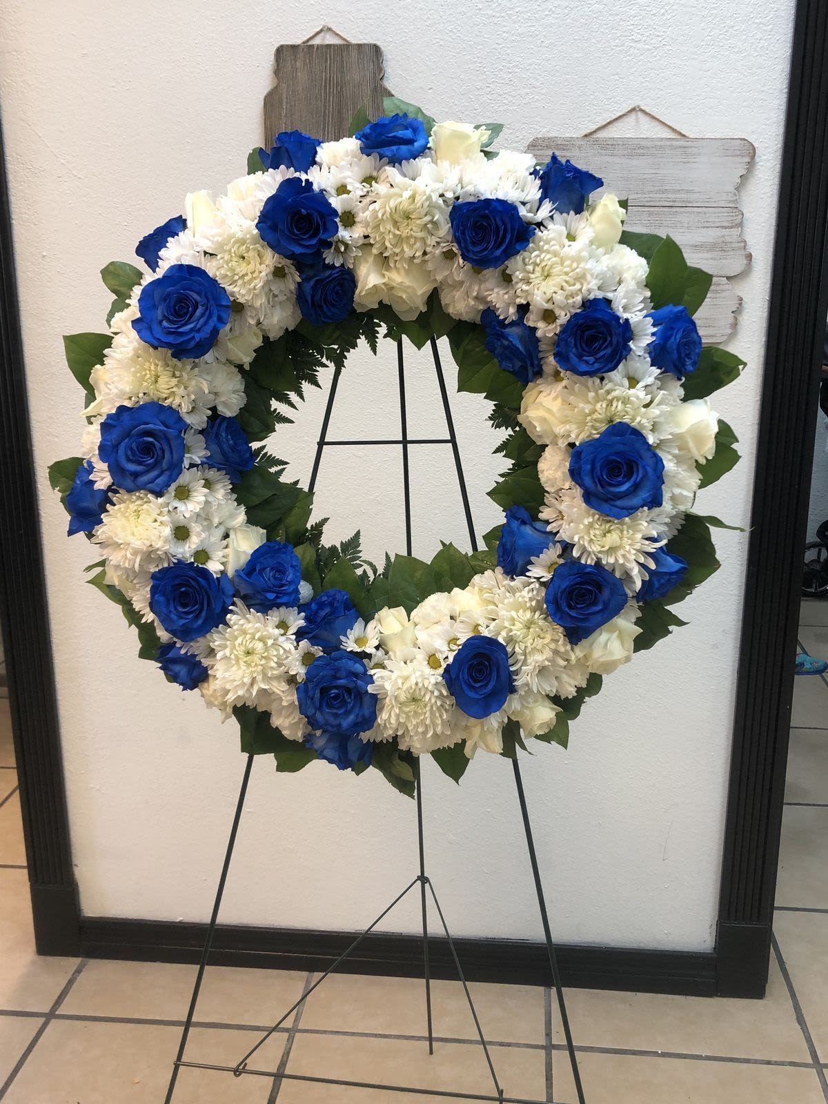 Corona funebre azul - .