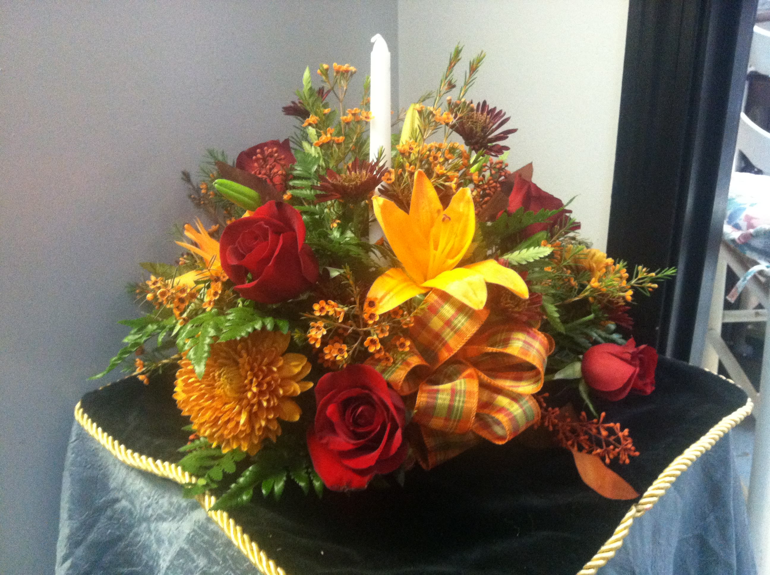 Fall Gathering Centerpiece - Bring all the loved ones together for any beautiful meal with this Fall Spirited centerpiece. Sure to grab everyone's attention. 