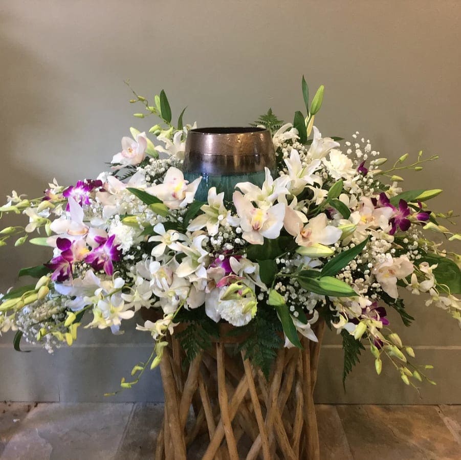 #146 REMEMBRANCE OF HAPPINESS #146 REMEMBRANCE OF HAPPINESS - CYMBIDIUMS, LILIES, MUMS, ORCHIDS  FOR URN AND (OR) PICTURE