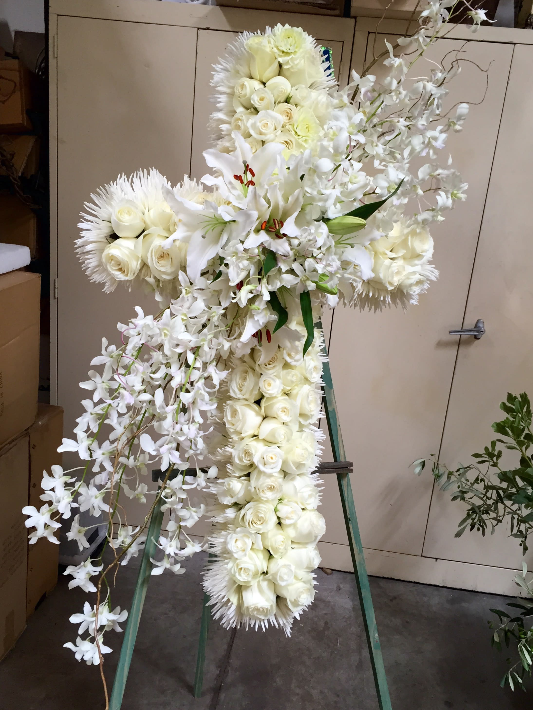 Always in my heart - white roses, white chrysanthemum , white orchids  