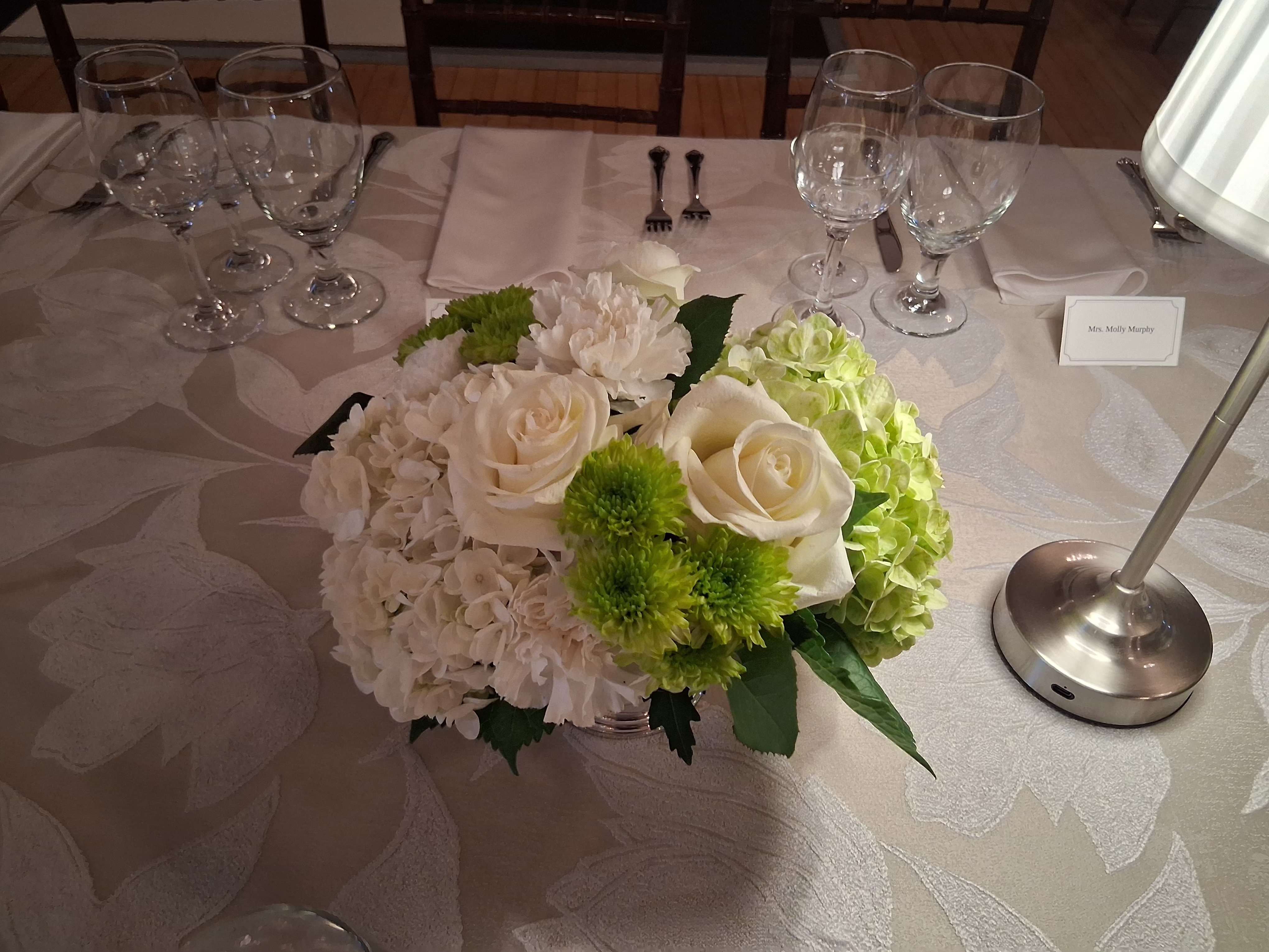 Elizabeth wedding reception centerpieces - Beautiful bohemian white/green roses, hydrangea, lilies, anthurium, pumps, greenery