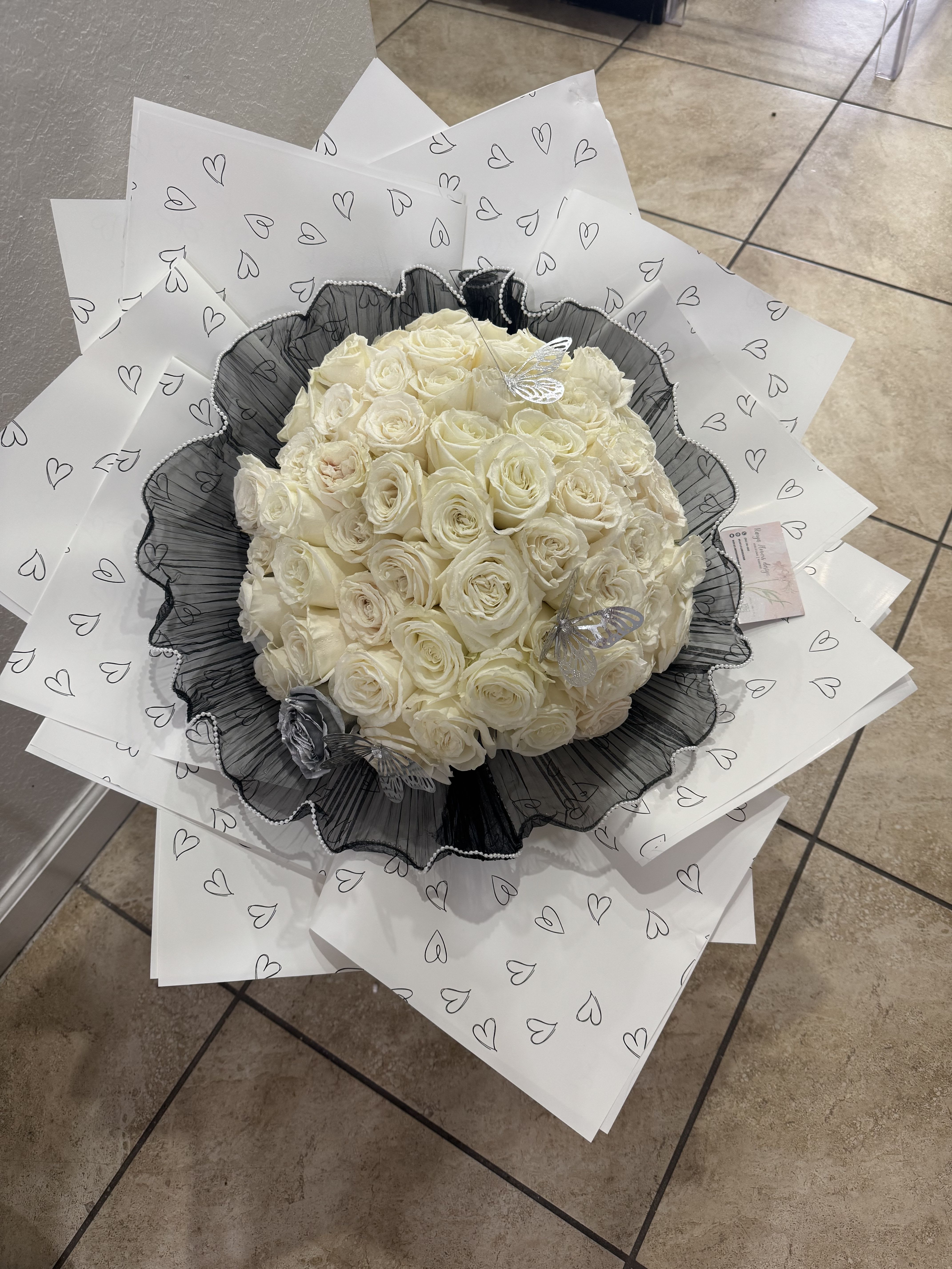 Peace  - Roses bouquet 