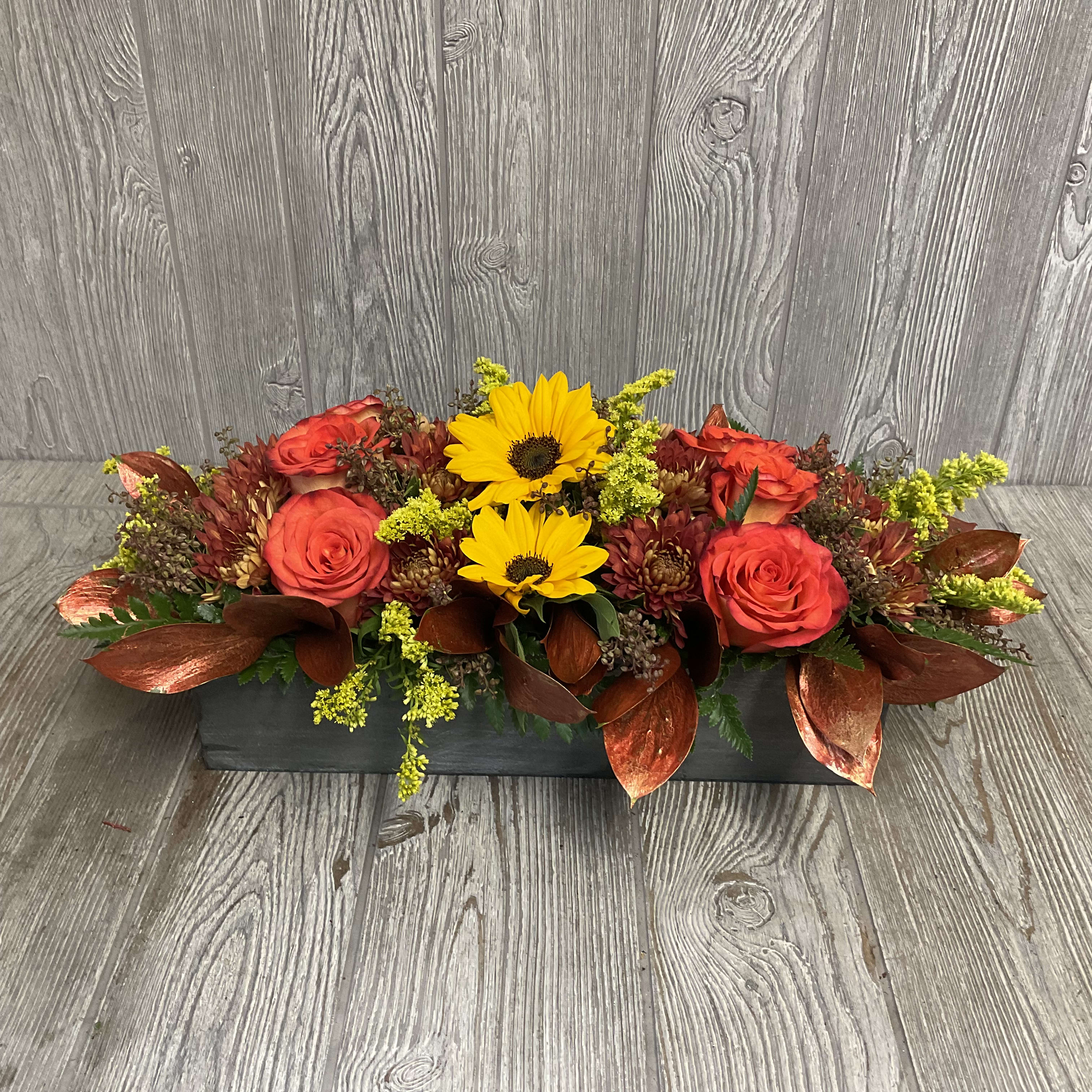 Festive Autumn centerpiece  - Low profile, 14 inch long “Autumn” table centerpiece for all your Fall dinner parties.