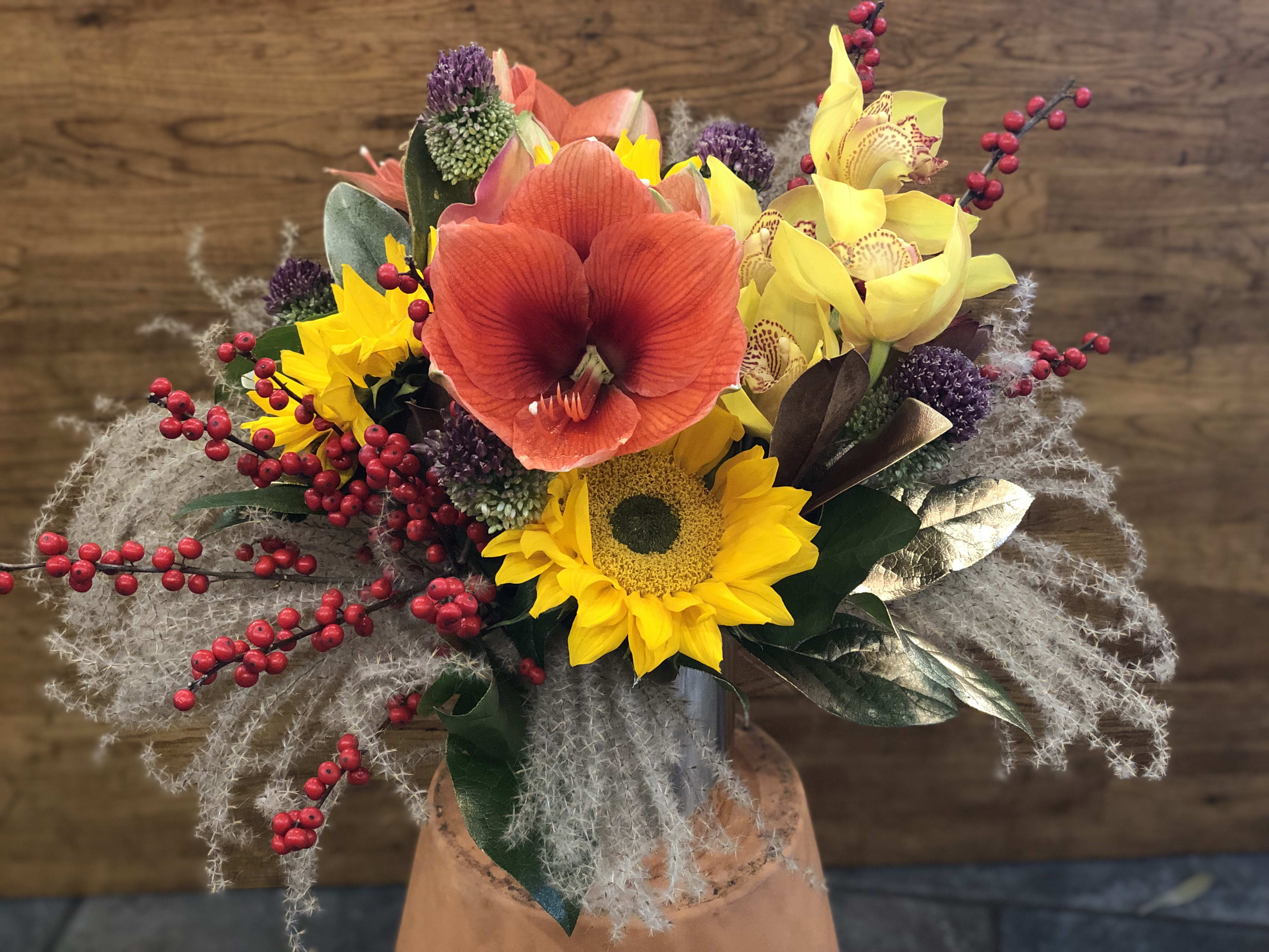 Moods  - A sophisticated design of seasonal fall pallets designed in a decorative metallic gold keepsake vessel perfect for livening up your holiday table. 