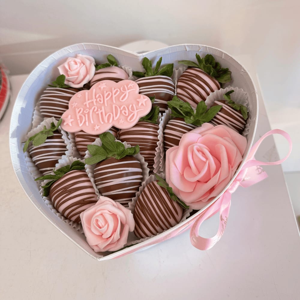 HBD Sweet Chocolate Heart Box - Best and Sweet  Chocolate covered Strawberries for Birthday Ours Sweet Chocolate covered handmade for Fruit and Chocolate Experts,  we offer the best and Fresh Strawberries. Send for Happy birthday to your special Someone person.  You Could Choose: 1- Pink Chocolate Covered Heart Small - 85$ 2- Red  Chocolate Covered Heart Small - 85$