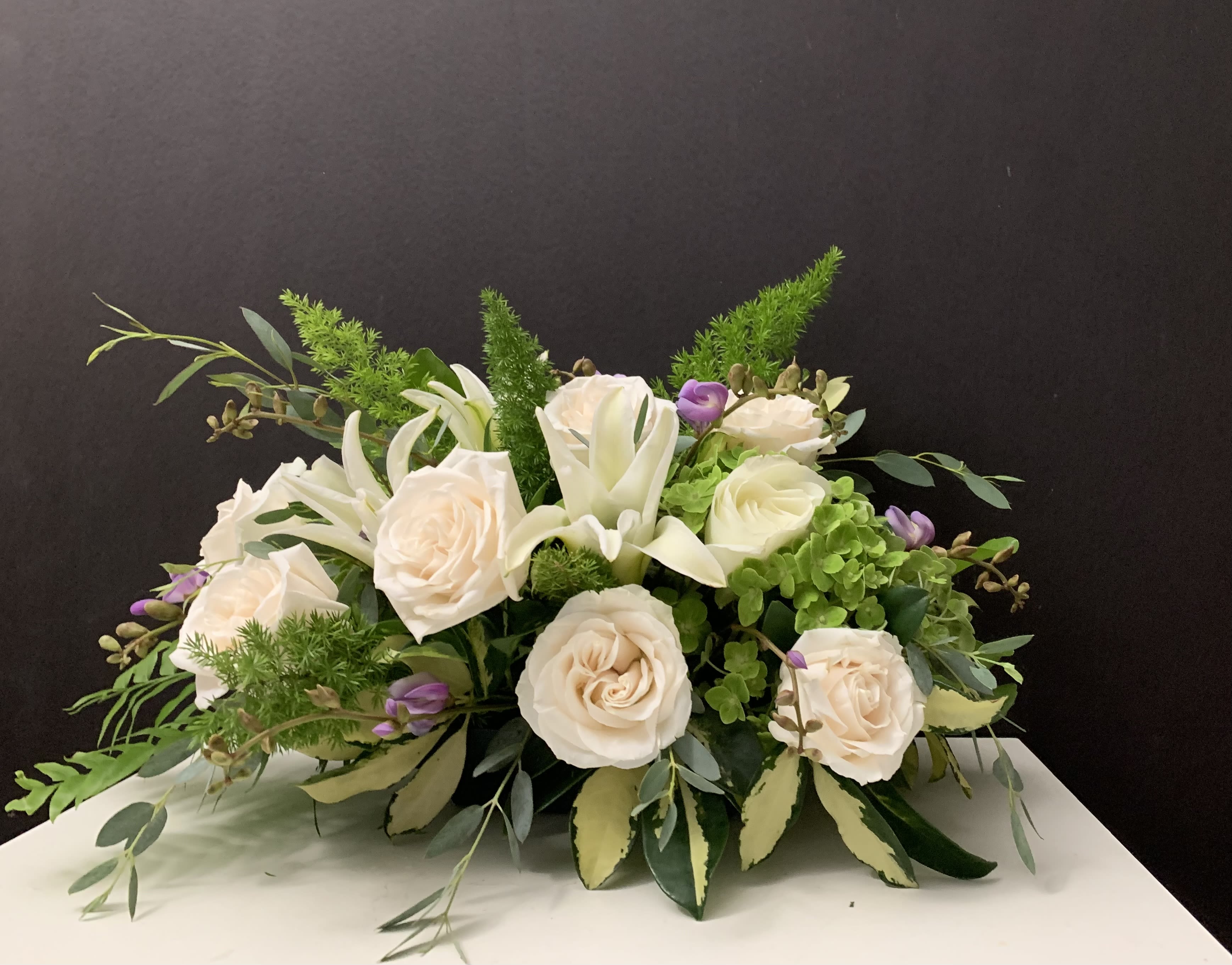 Garden approach - Roses, Hydrangeas, green 
