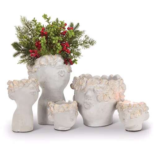 Kissing Face Planter Kissing Face Planter - Large Kissing Face Planter 10”H $35 Small Kissing Face Planter 7.5”H $15 Mini Kissing Face Planter 4”H $11 Bouquet will be delivered approximately as pictured.
