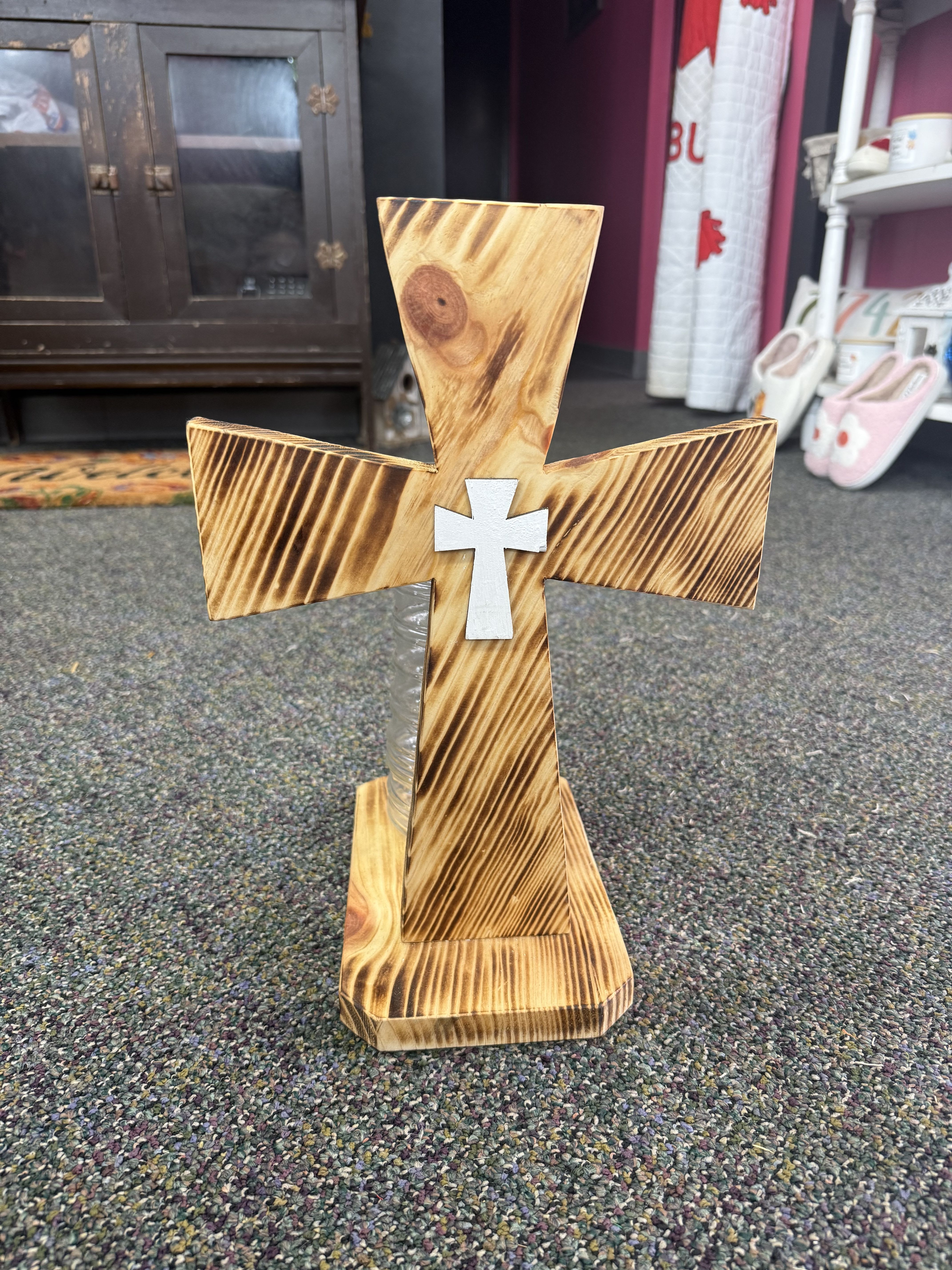 Burned Distressed Cross with Fresh Flowers - A vase full of fresh flowers, with a beautiful handcrafted Burned Distressed Cross!