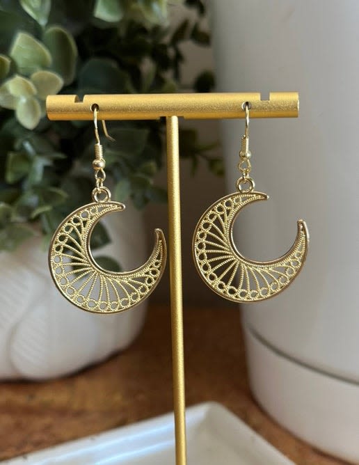 Little Moon - Monstera earrings - Designed in Bend, OR. One inch in length -Hypoallergenic hooks.