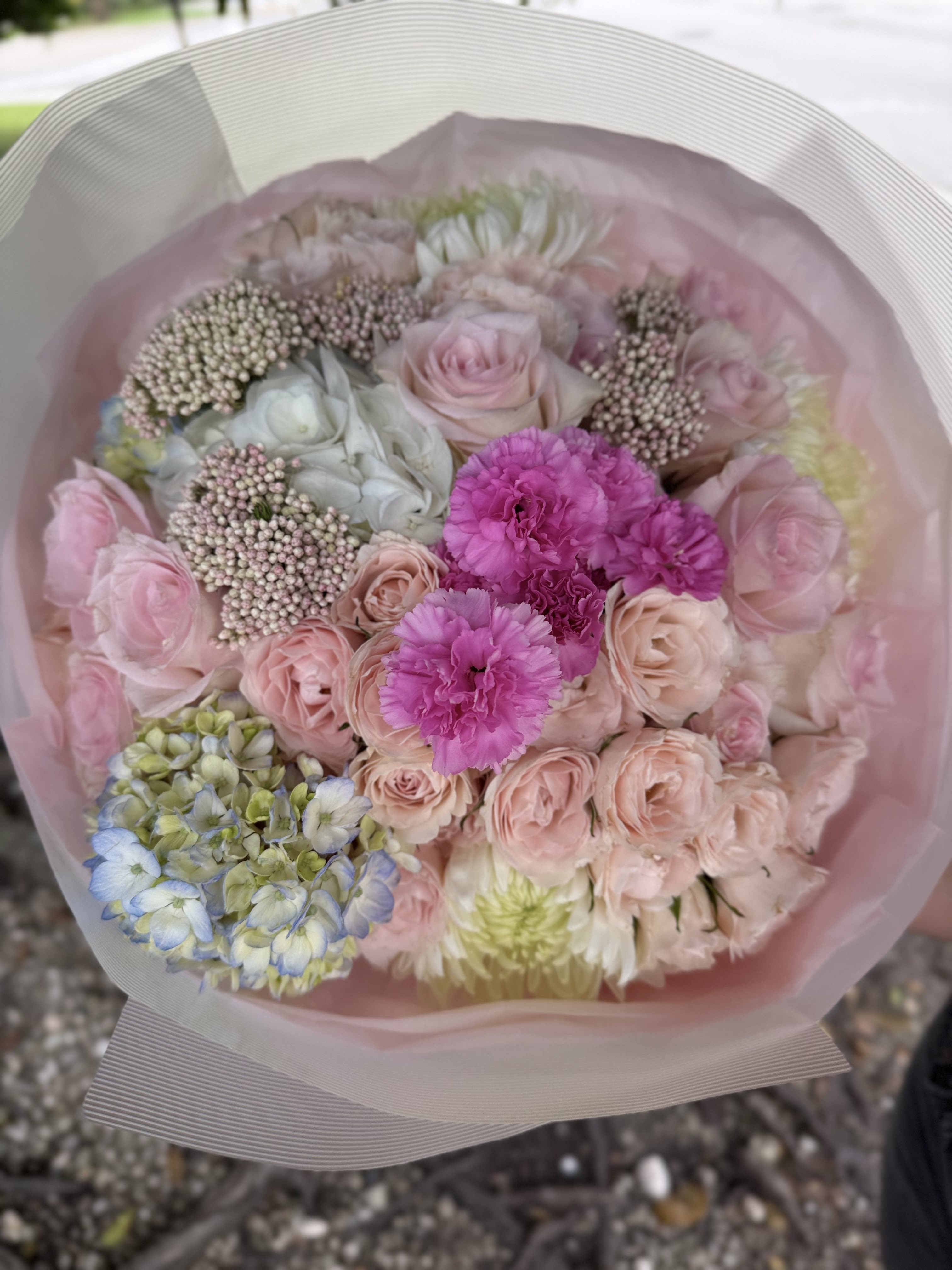 Tiny Joy - Tiny JoySoft tones, air textures and a touch of warmth- &quot;Tiny Joy&quot; feels like a quiet smile in flower form.