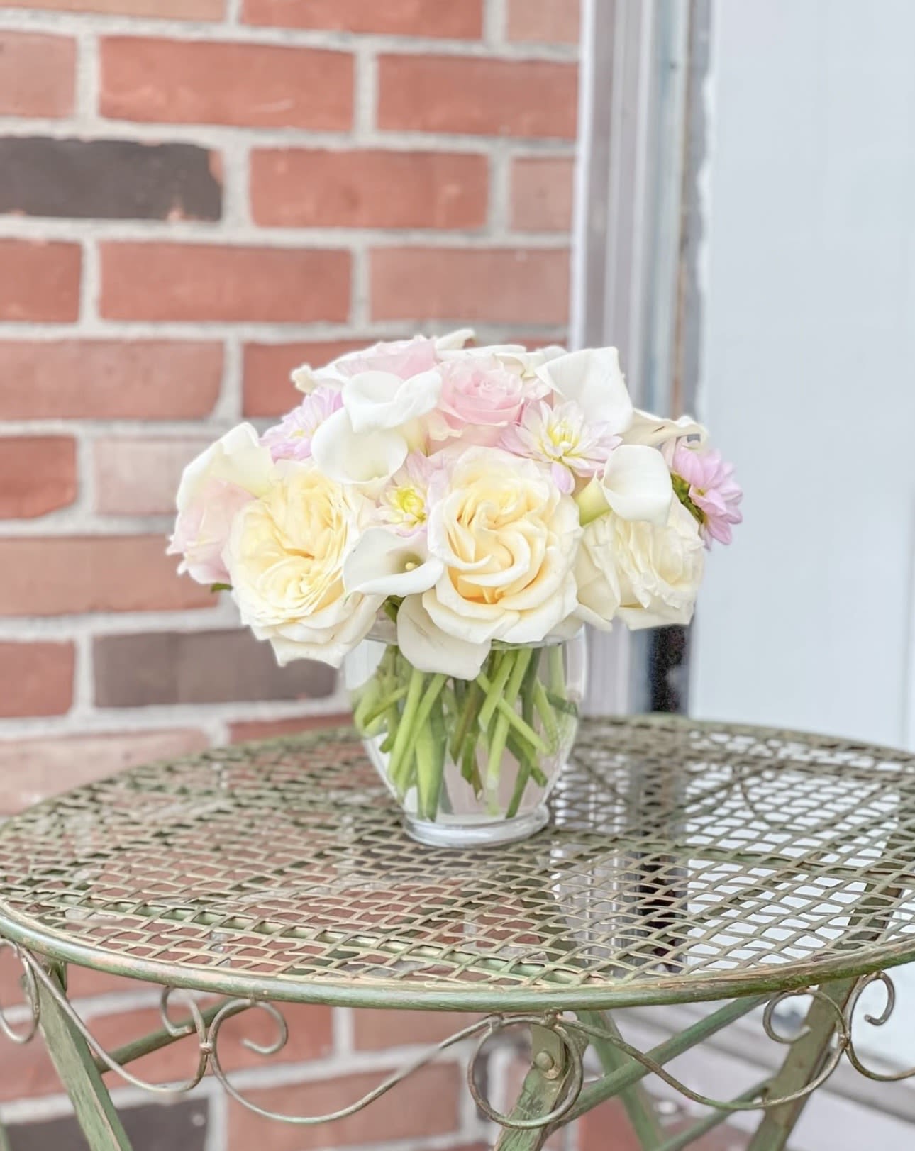 touch of love touch of love - beautiful cala lilies with a touch of Dhalia's and cream roses