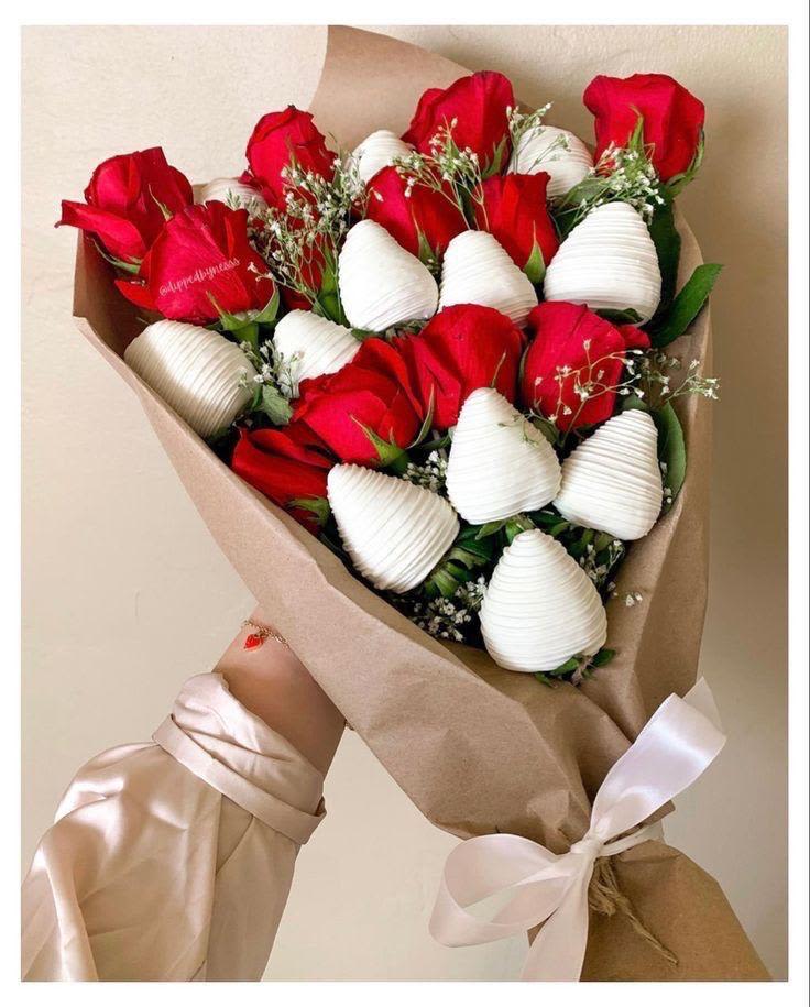 arreglos de fruchetas ramos - detalles en diferentes presentaciones elboradas con fresas y flores