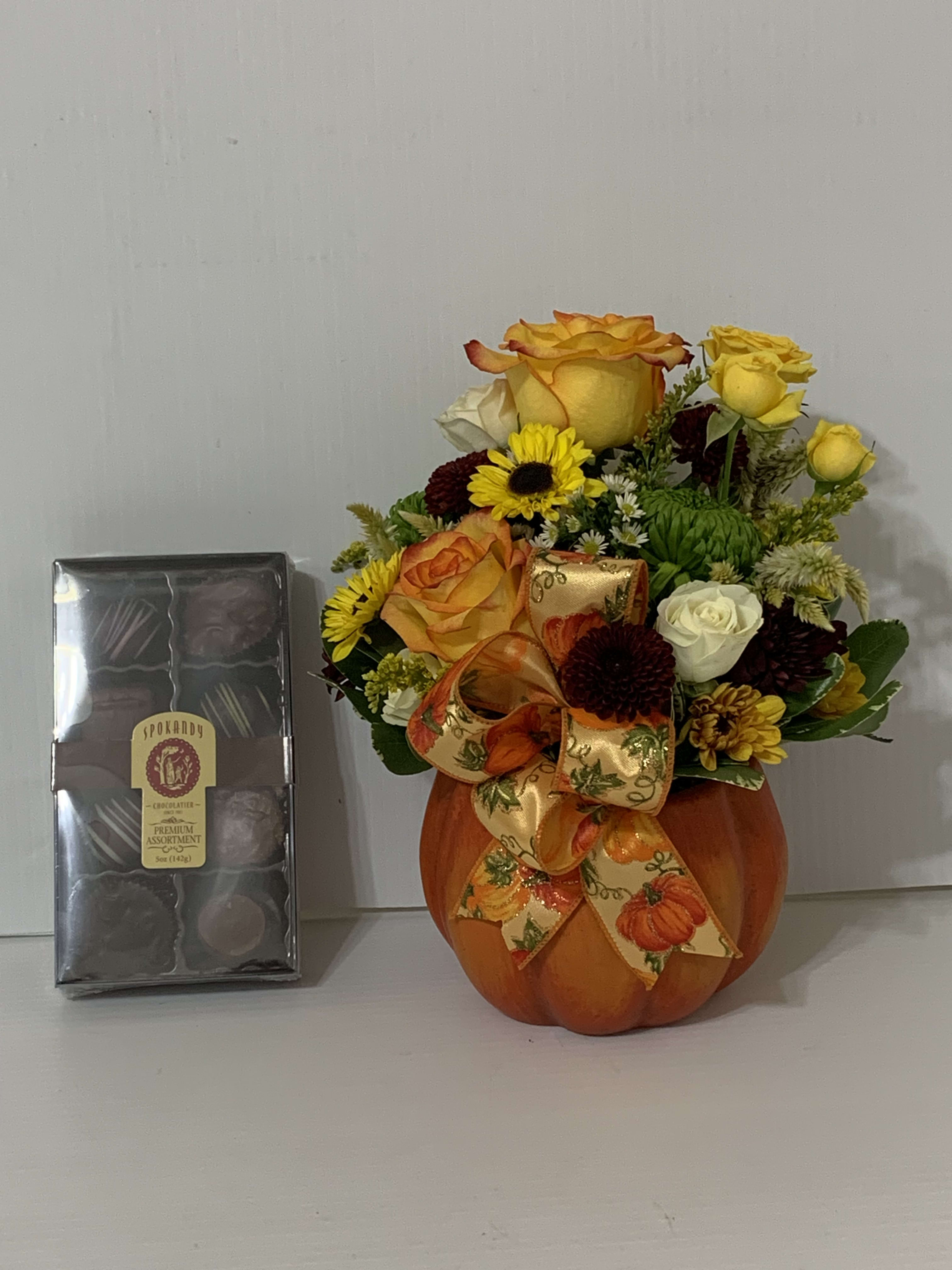 Pumpkin Bouquet with Chocolate - Cute pumpkin bouquet with a small box of chocolates