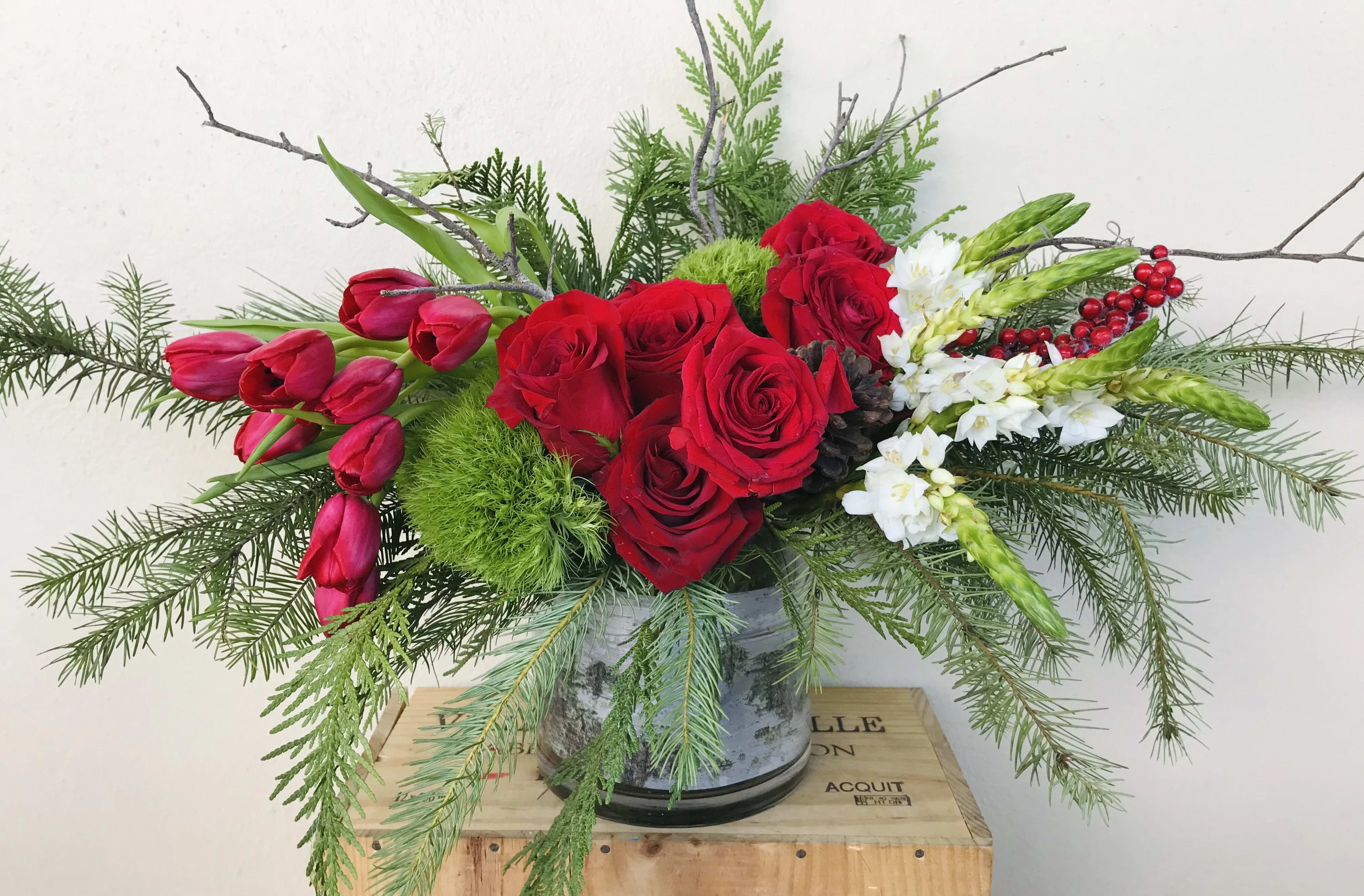 Christmas song Christmas song - Roses , Tulips, Christmas green