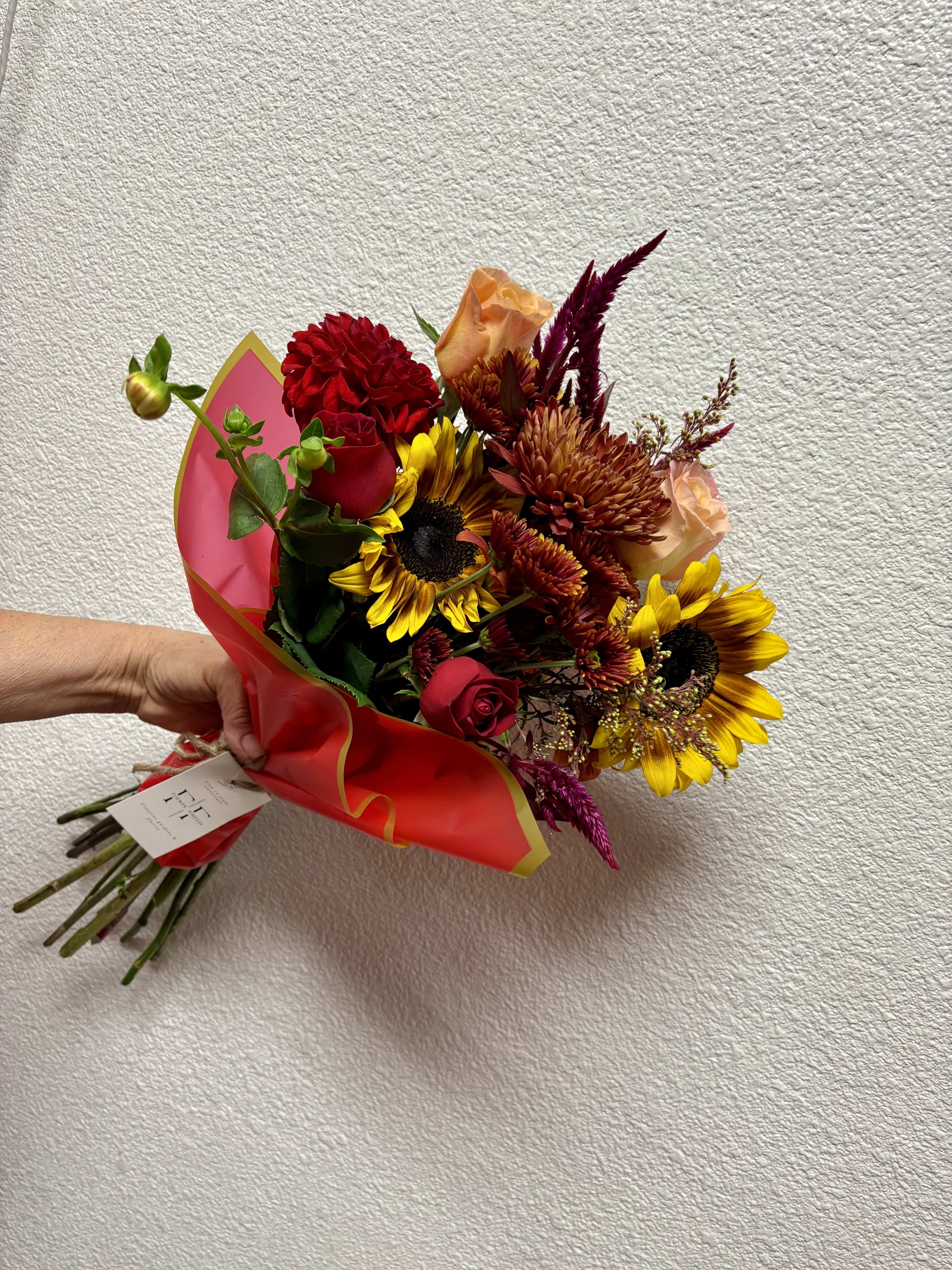LOCAL OFFER- Signature Wraps LOCAL OFFER- Signature Wraps - This local Offer is already discounted 50% off! Get $30 value flowers for just $15! Our signature wraps includes our best, seasonal standard flowers designed and wrapped in paper and ribbon. Available for pick-up in-store only.