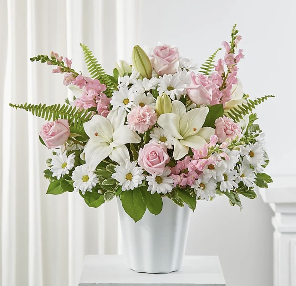 Touches of Love - Pink basket to show your love
