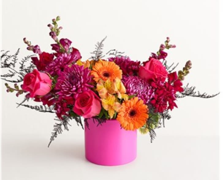 Wicked Elegance (1-800 Style) Wicked Elegance (1-800 Style) - This beautiful all-around crescent design takes early fall to a whole new level! Bright pinks and oranges elevate any room!