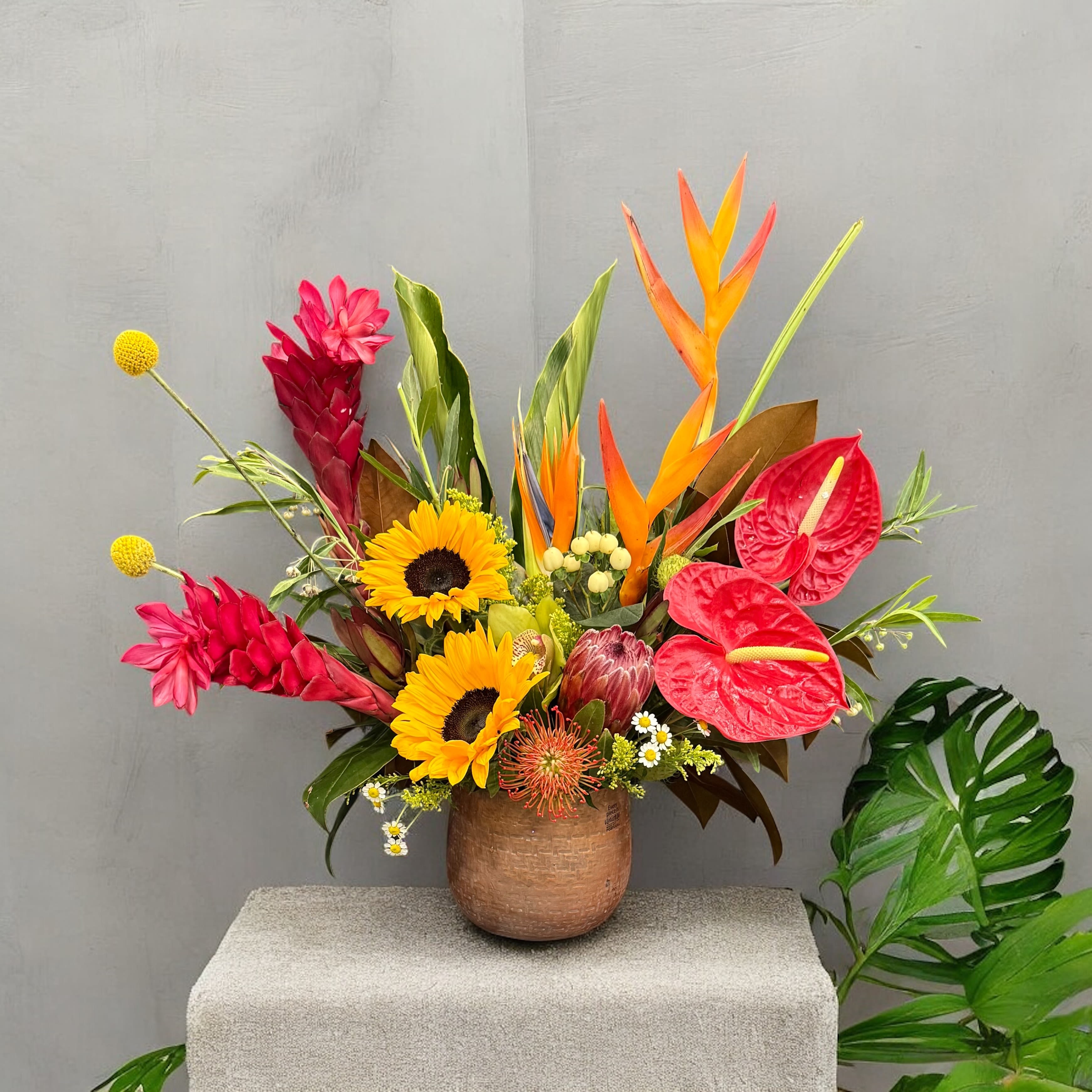 Mona’s bouquet  - Tropical mix 