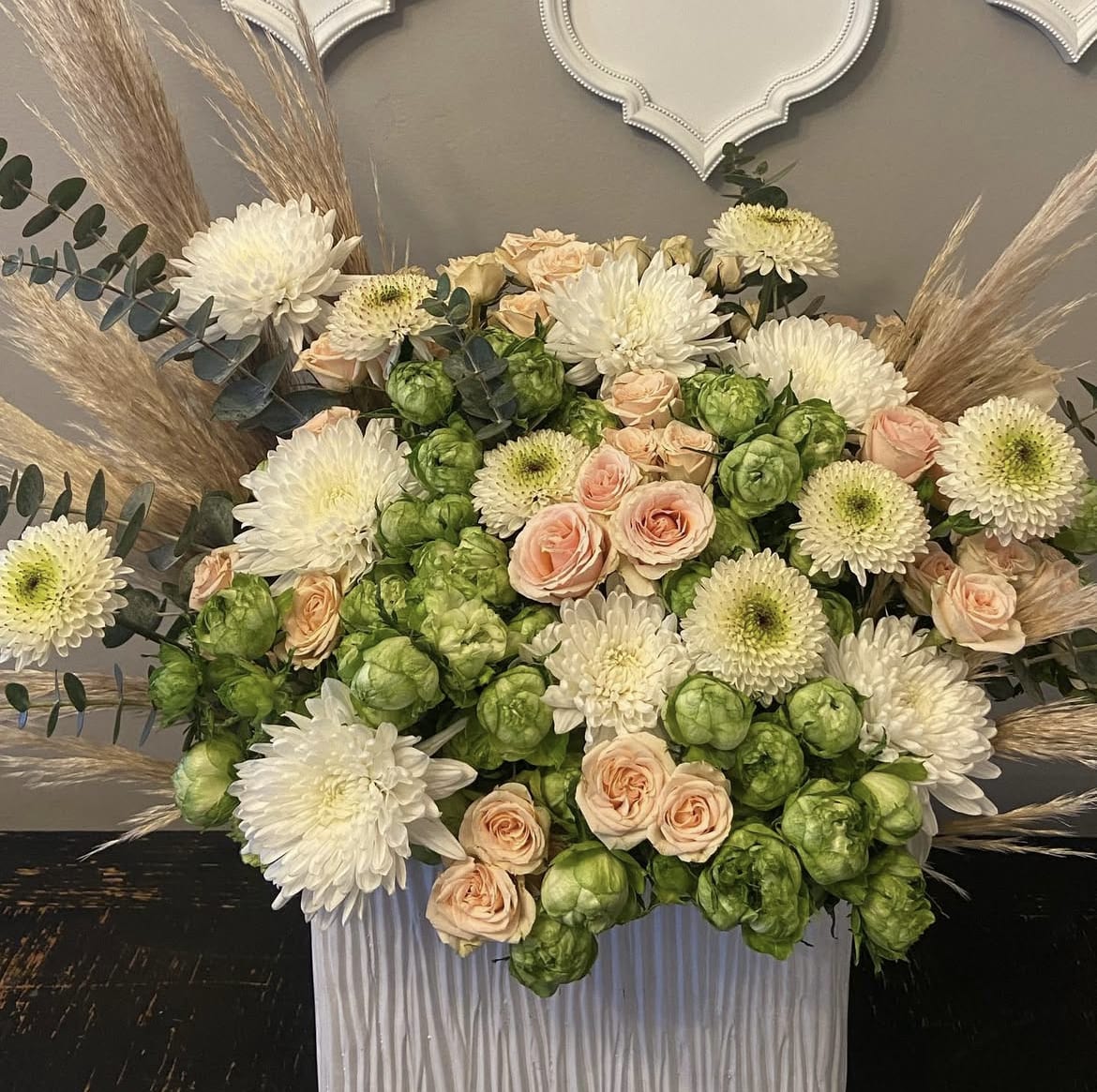 Avalanche Sweetheart  - soft tones and pop of green