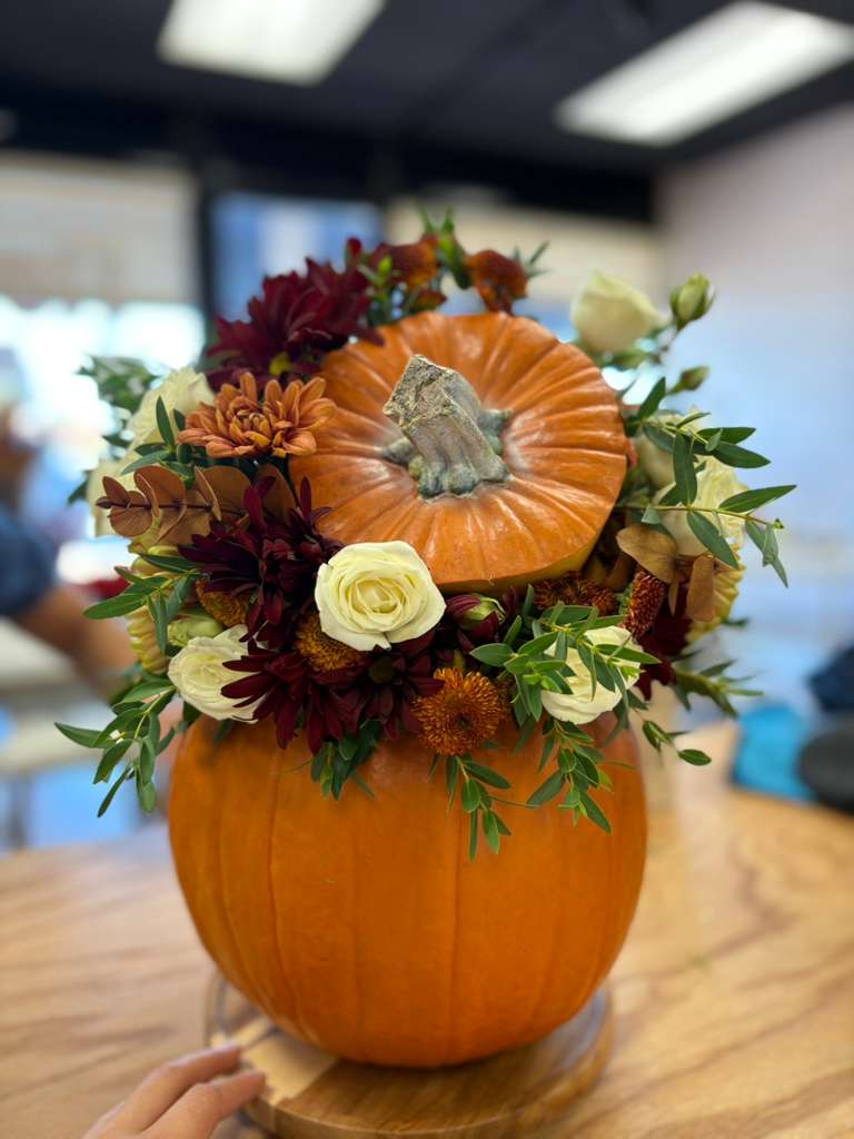 Pumpkin Fall Floral Arrangements – Romina’s Flowers by Grace, Orange County - Celebrate the beauty of autumn with our handcrafted pumpkin floral arrangements, created with fresh flowers, warm tones, and unique details that fill any space with charm and elegance. At Romina’s Flowers by Grace, we design each piece with love and creativity, ideal for fall decorations, events, special gifts, and seasonal centerpieces. Located in Placentia, Orange County, we offer personalized service and local deliveries in Brea, Fullerton, Anaheim, and Yorba Linda. Find the perfect touch of fall flowers in California and make your celebration unforgettable. 