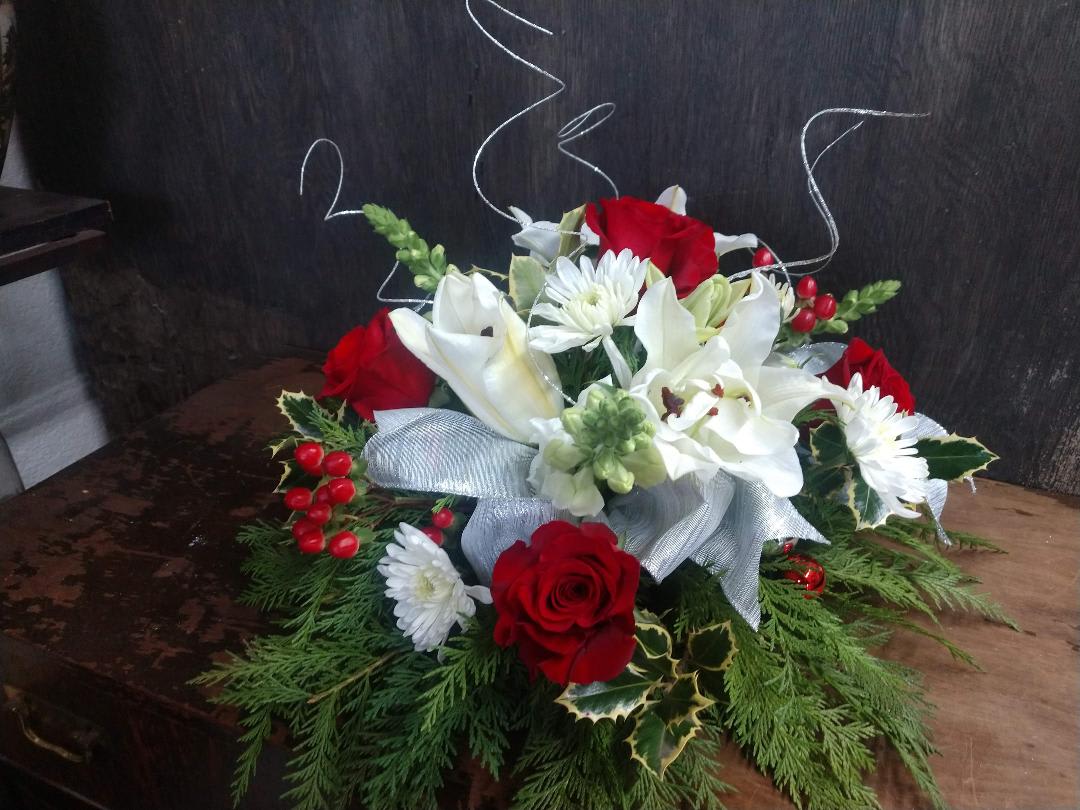 Christmas round centerpiece in red, white and silver - Low holiday arrangement, Trim can be the color that you choose. 