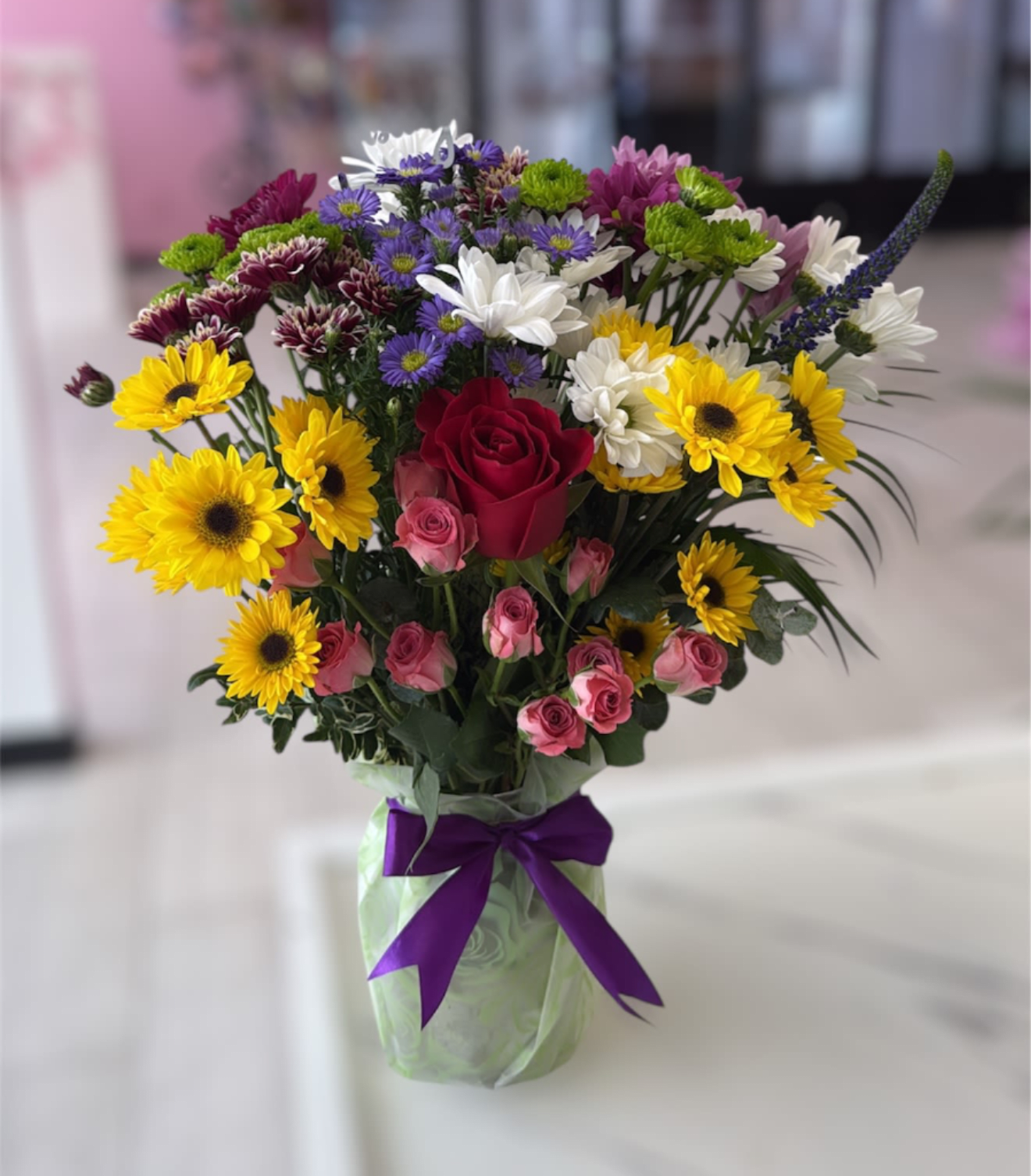 Viking Mum Delight - Please note that florists may need to make substitutions based on inventory to ensure the freshest blooms are delivered, while maintaining the arrangement's overall aesthetic.