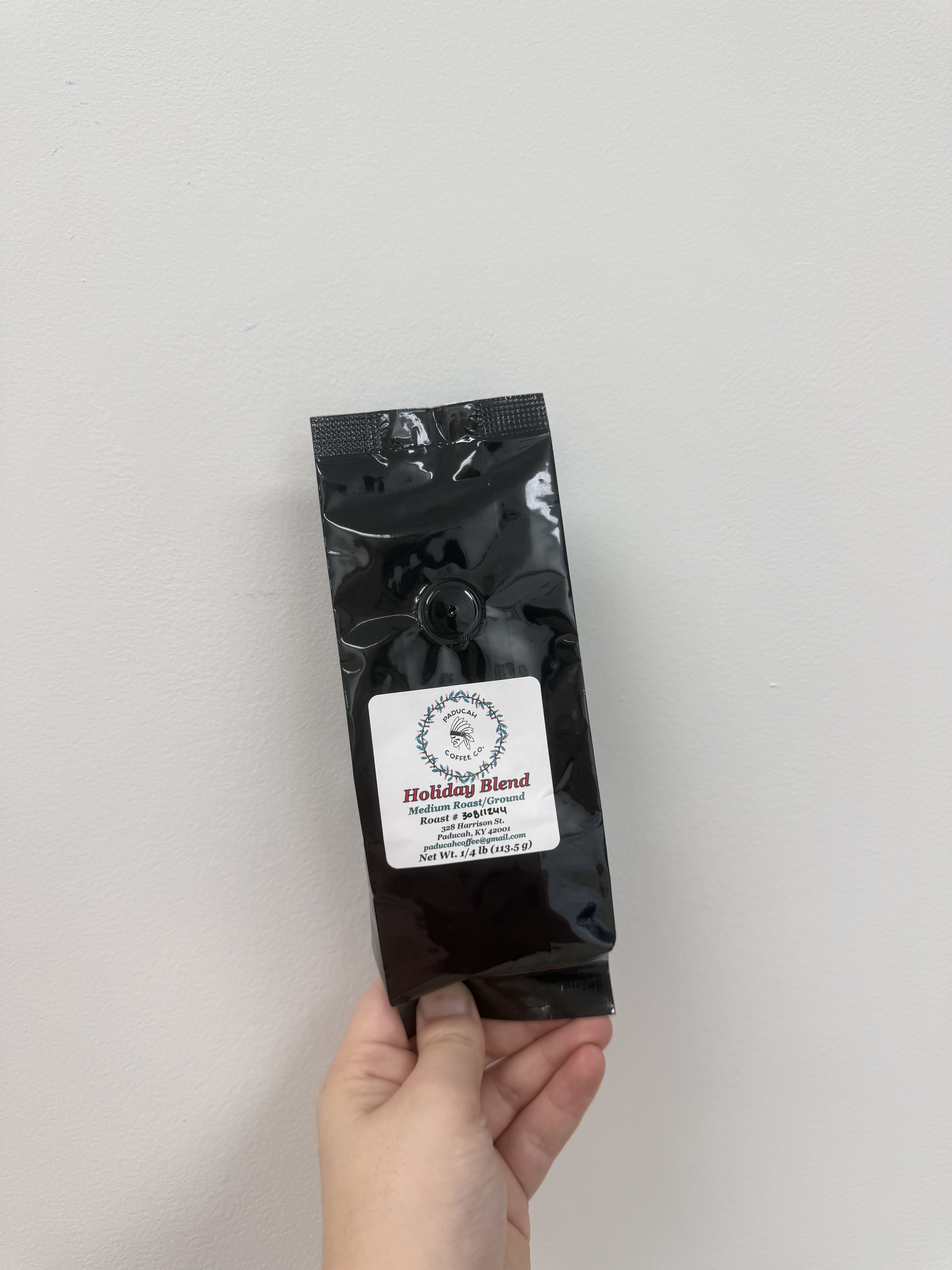 HOLIDAY BLEND COFFEE - Locally roasted coffee at Paducah Coffee Co.