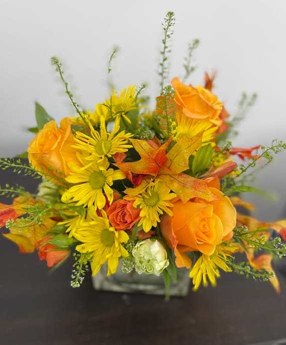 Hello Fall - This cube is filled to say Hello Fall!  Perfect for any occasion. 