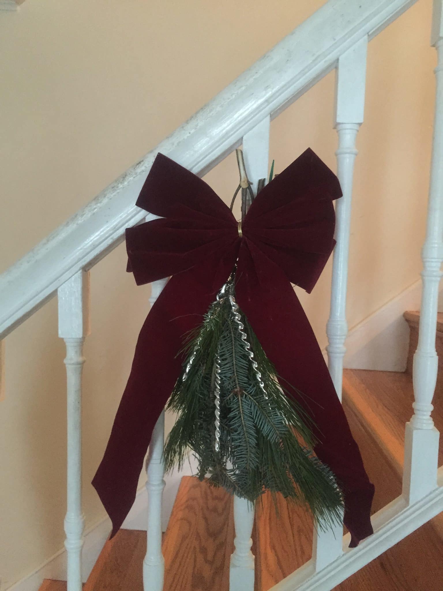 Christmas Swag - Got Swag? Mystical Rose Flowers will design your chosen swag... decorate stair railings, porches, doors, and mantels with swags and &quot;daddyburgers.&quot; A mix of fir, cedar, and holly brings the scents of the season into your home.  Add a ribbon and a few icicle accents, and those holiday parties are ready for guests.